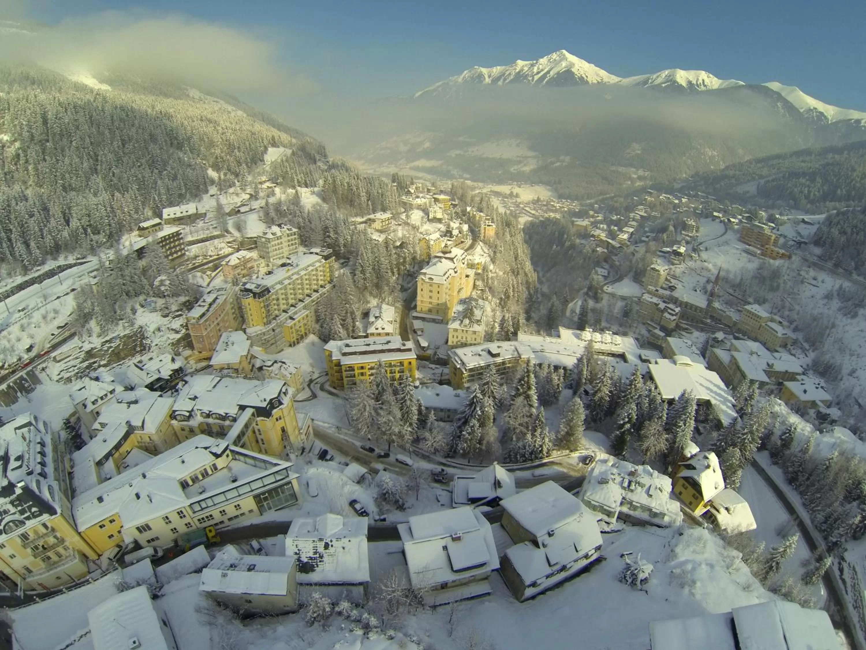 Facade/entrance in Hotel Salzburger Hof