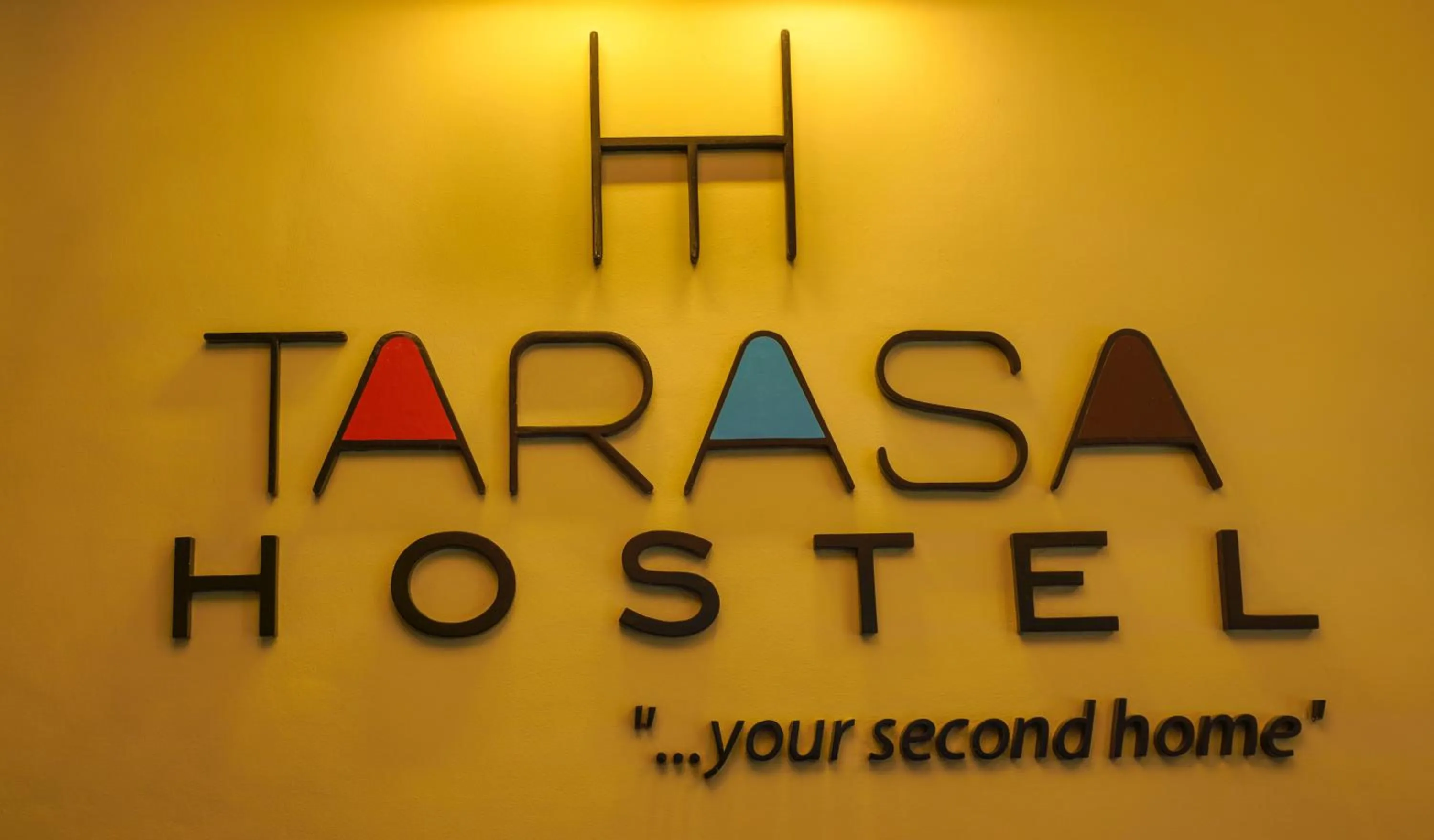 TARASA HOSTEL