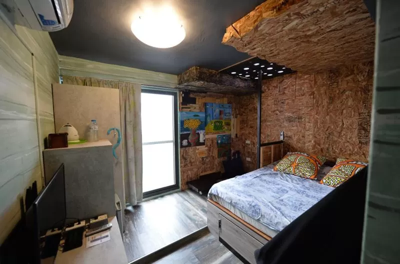 Bed in Sha Feng Lu Dian