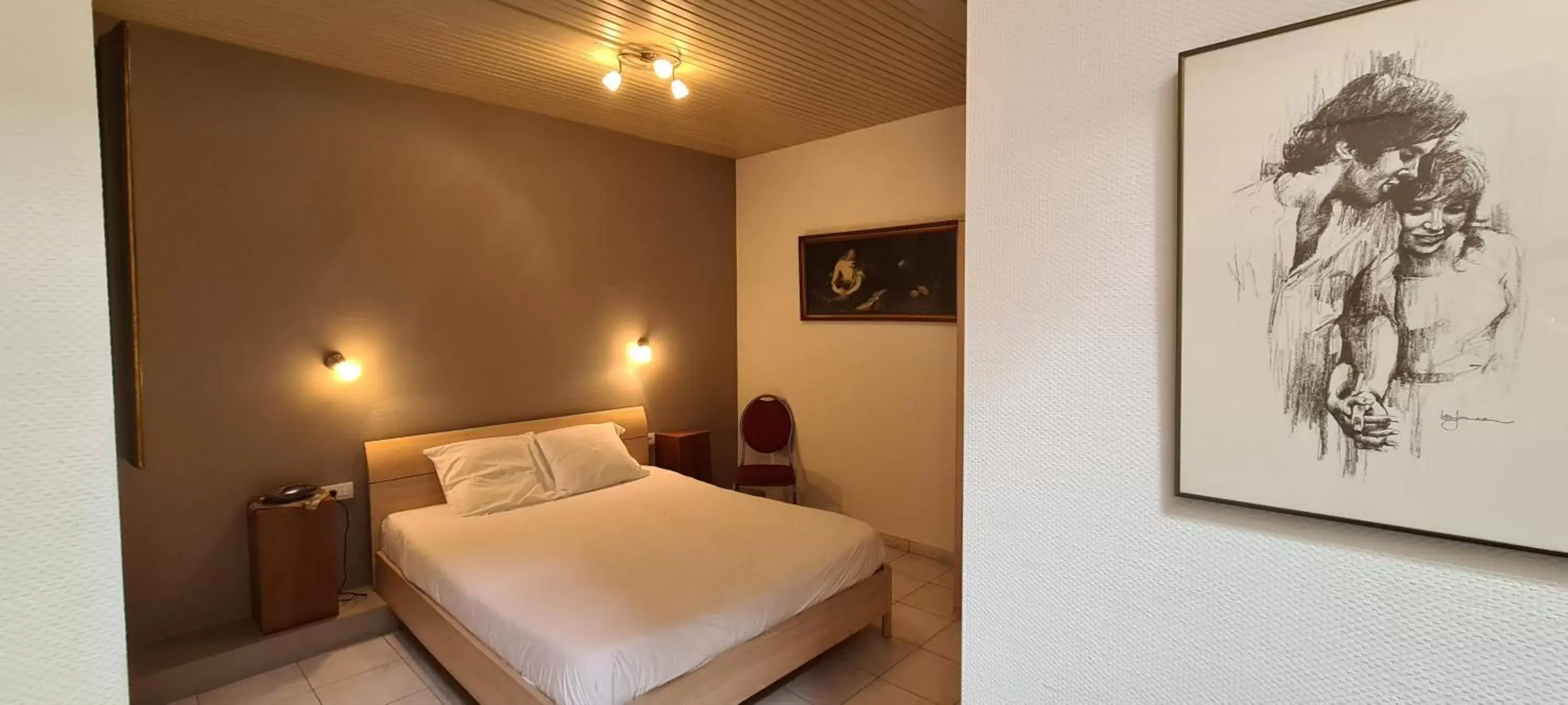 Double or Twin Room in Alliance Hotel Ieper Centrum Double or Twin Room in Alliance Hotel Ieper Centrum