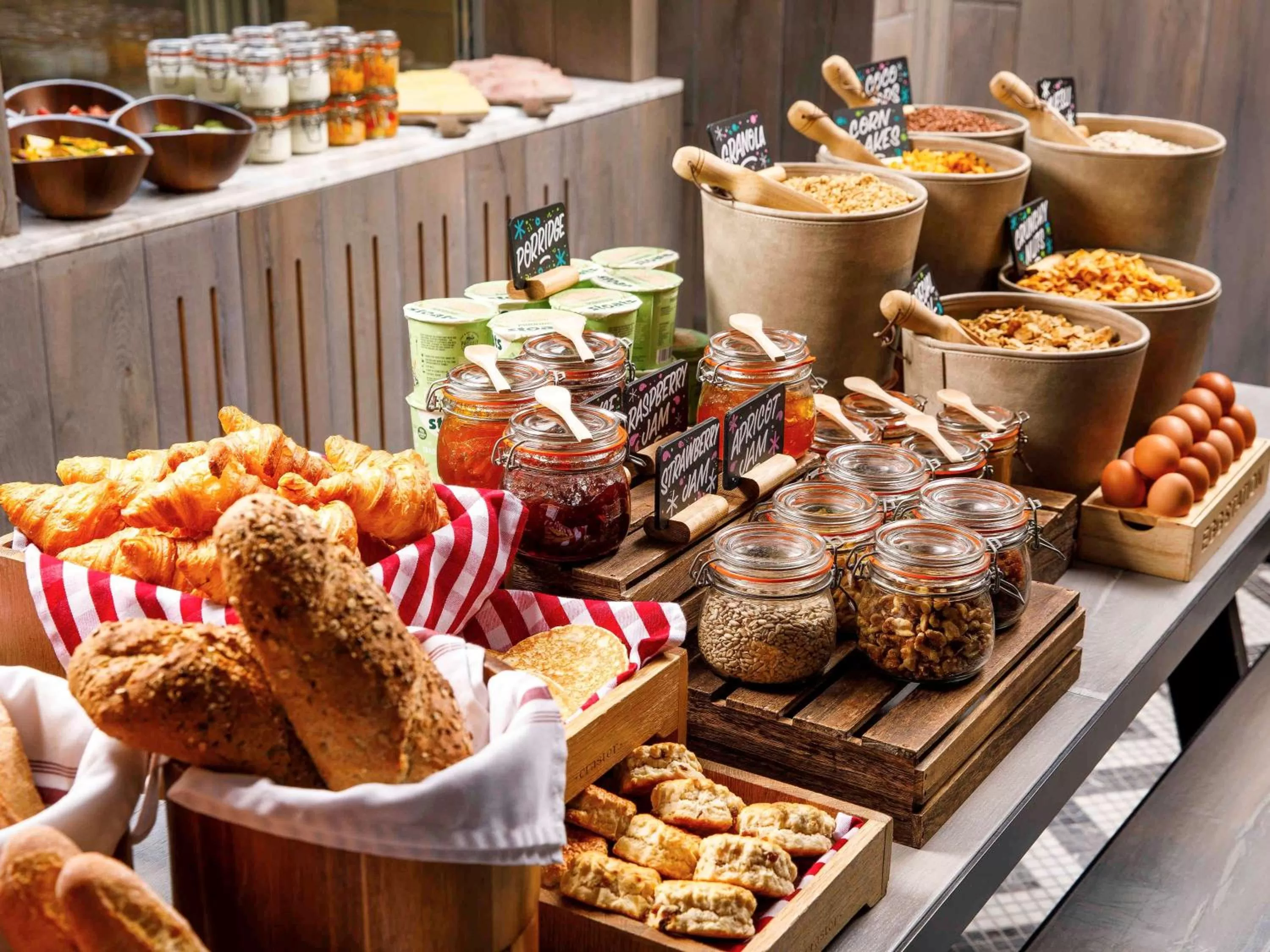 Property building in ibis Styles Edinburgh St Andrew Square