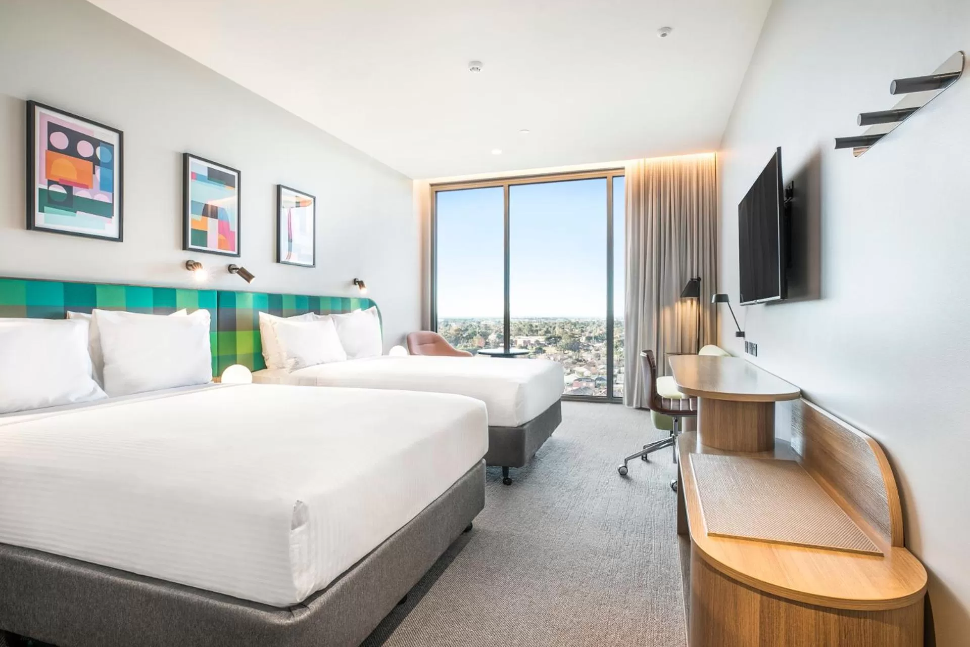 Bed in Holiday Inn Werribee by IHG