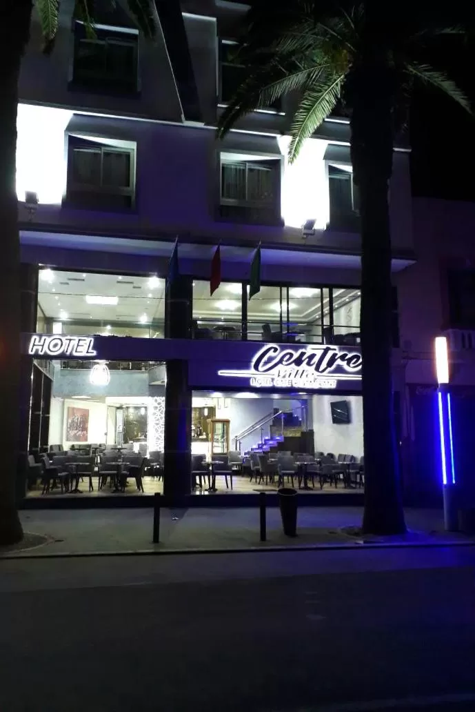 Property Building in Hotel Centre Ville