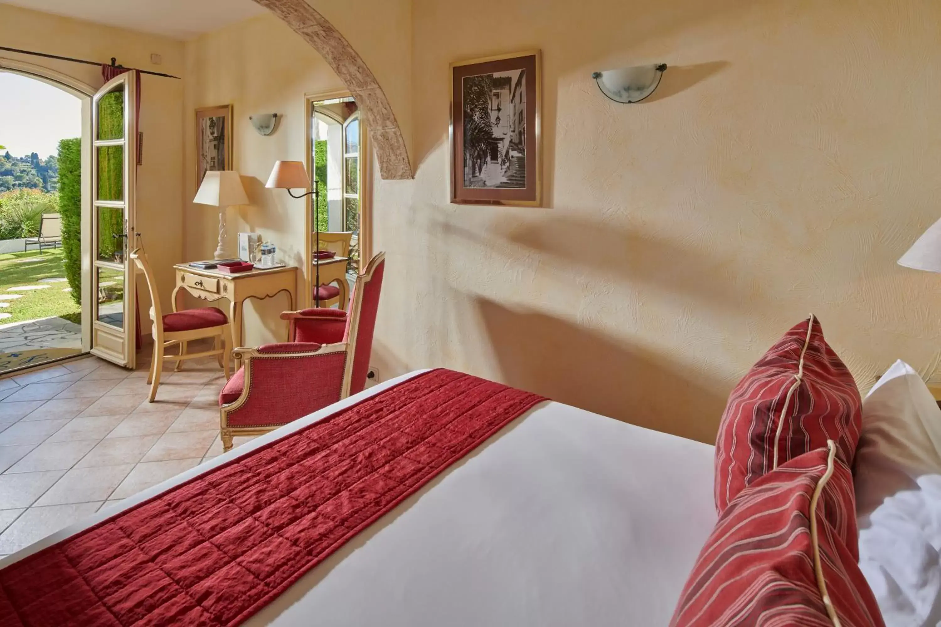 Standard Room in Hôtel La Grande Bastide Standard Room in Hôtel La Grande Bastide