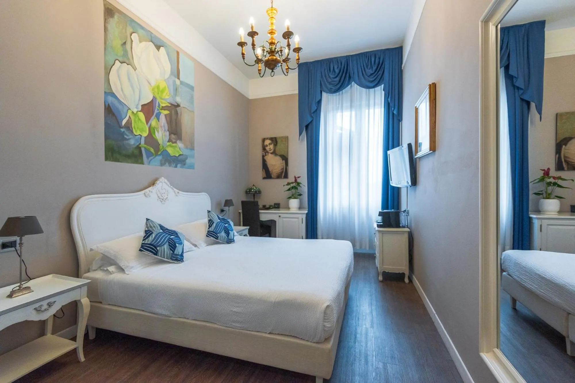 Bedroom, Bed in Hotel Ristorante Ala d'Oro