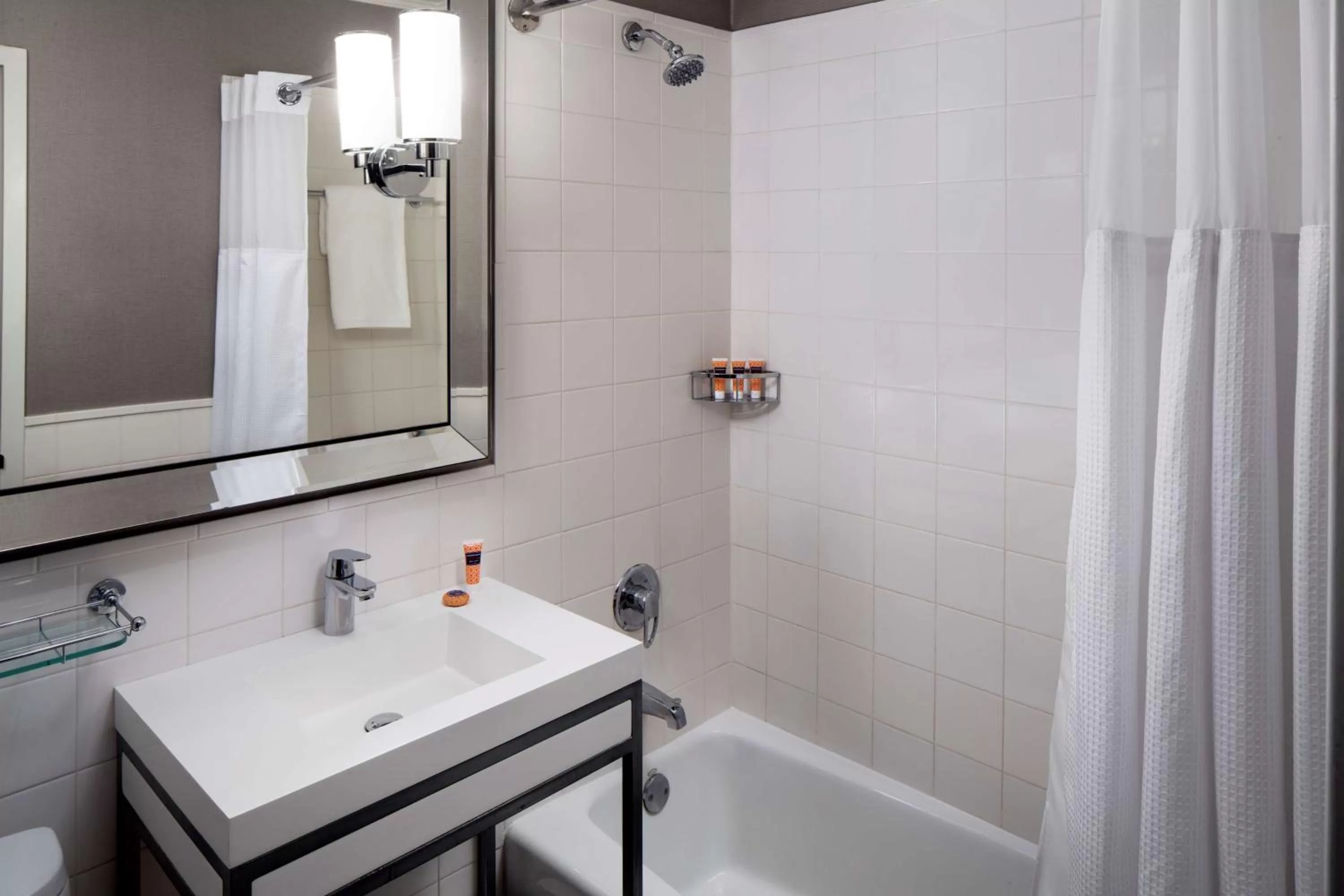 Bathroom in Park South Hotel, part of JdV by Hyatt