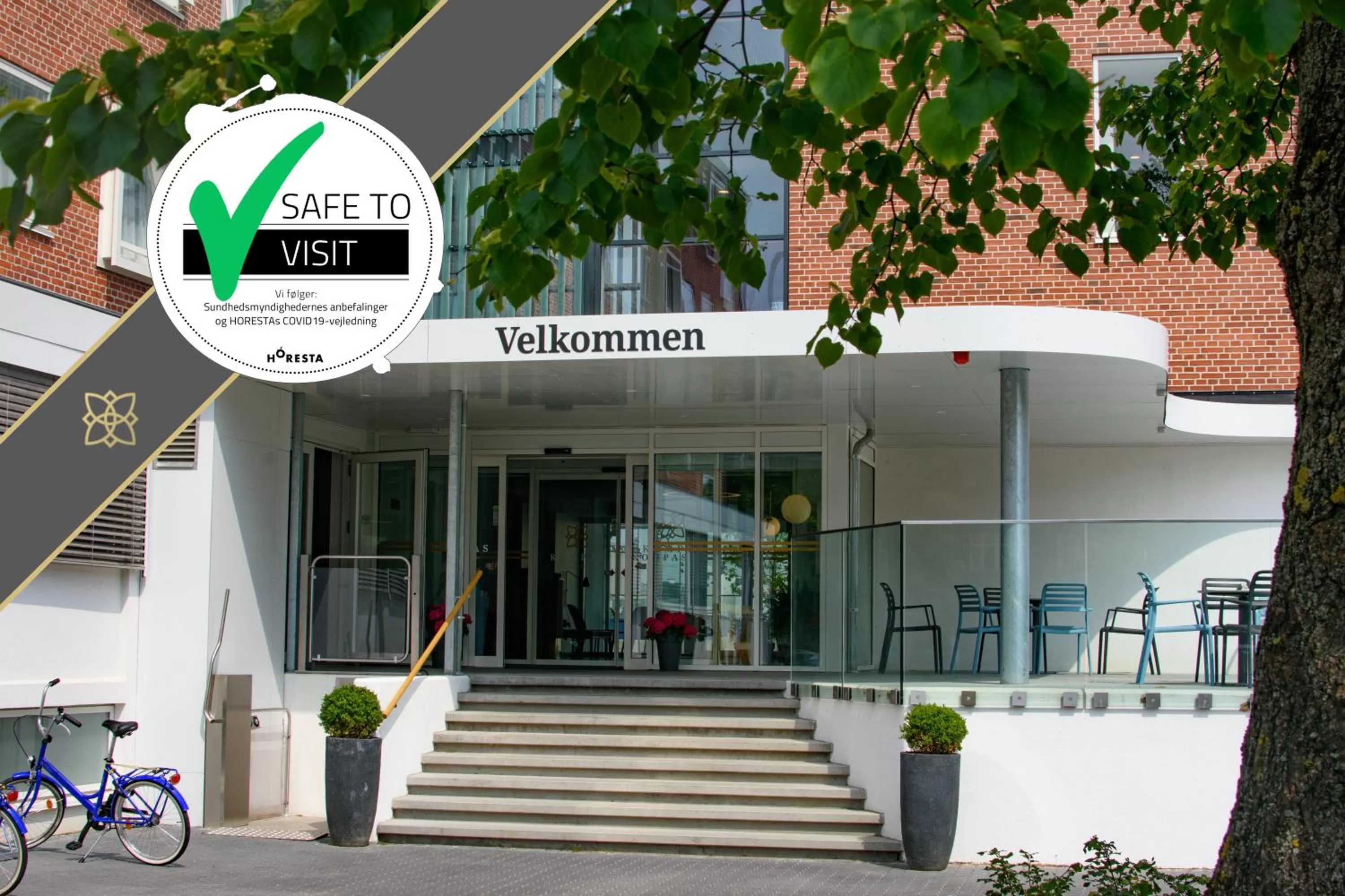 Facade/entrance in KOMPAS Hotel Aalborg