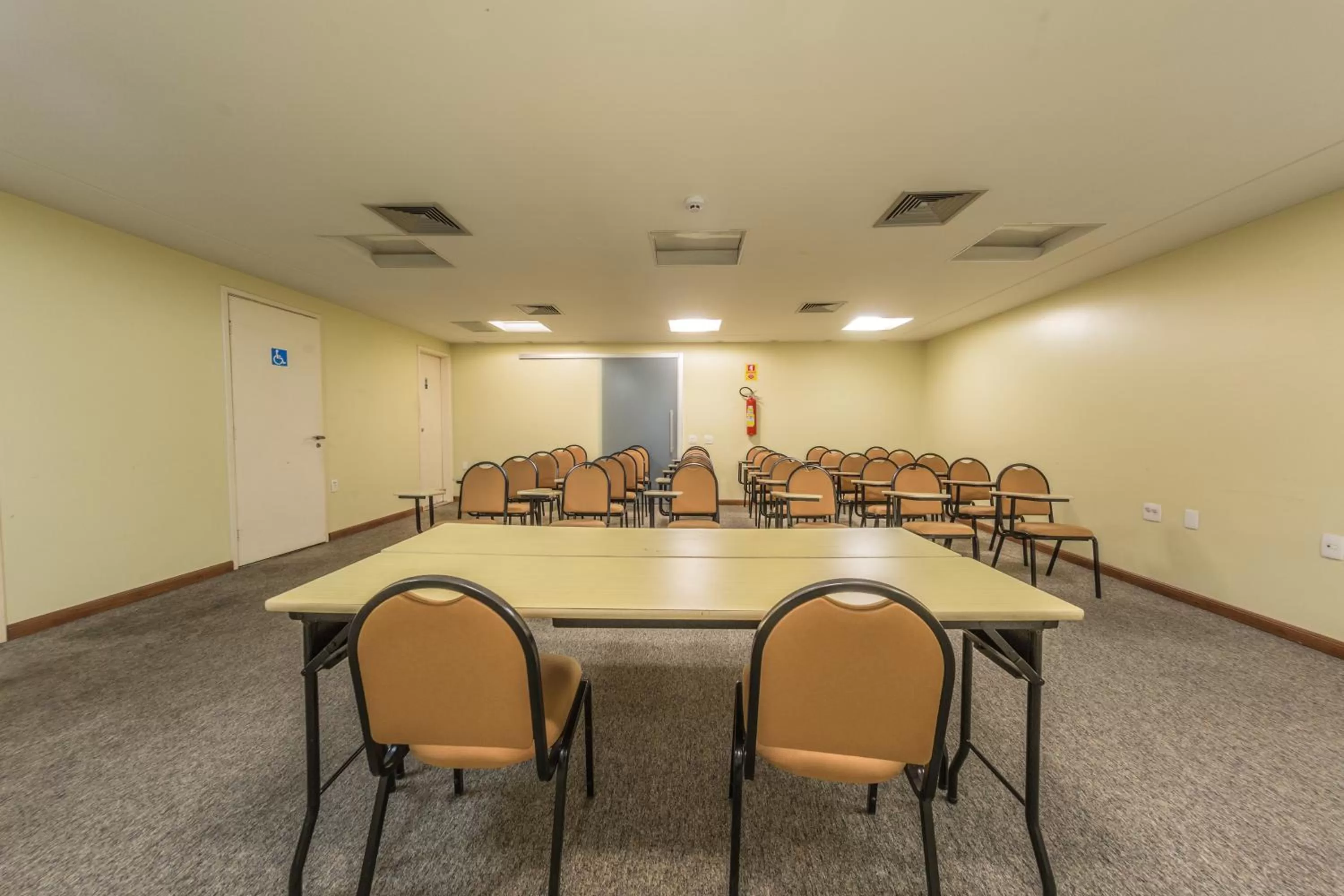 Meeting/conference room in América Bittar Hotel