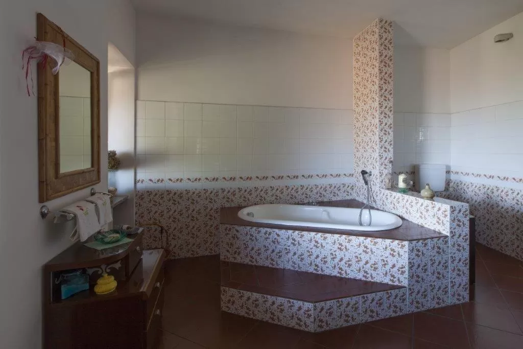 Toilet, Bathroom in B&B La Rampichina