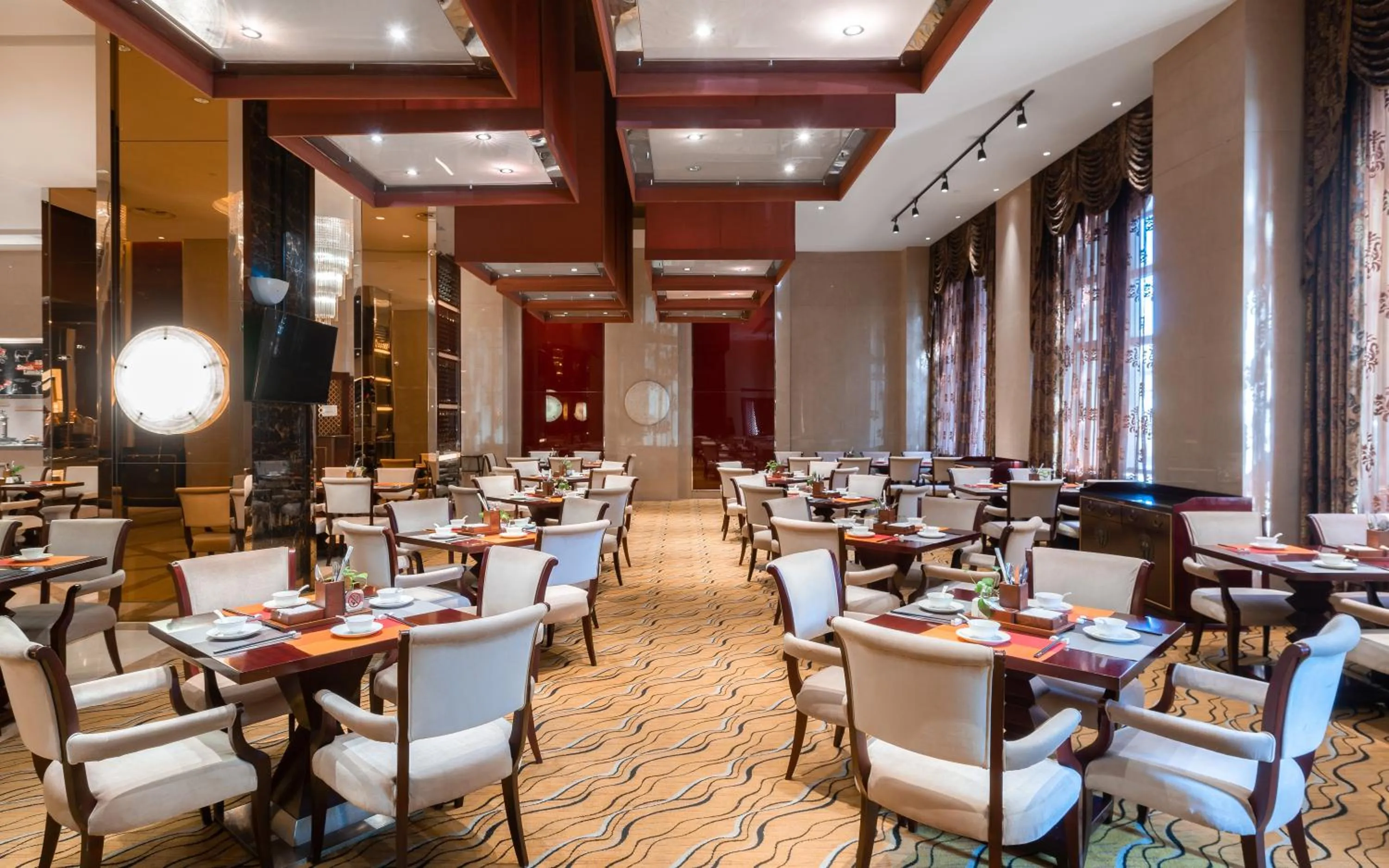 Restaurant/places to eat in Howard Johnson Tropical Garden Plaza Kunming Chenggong