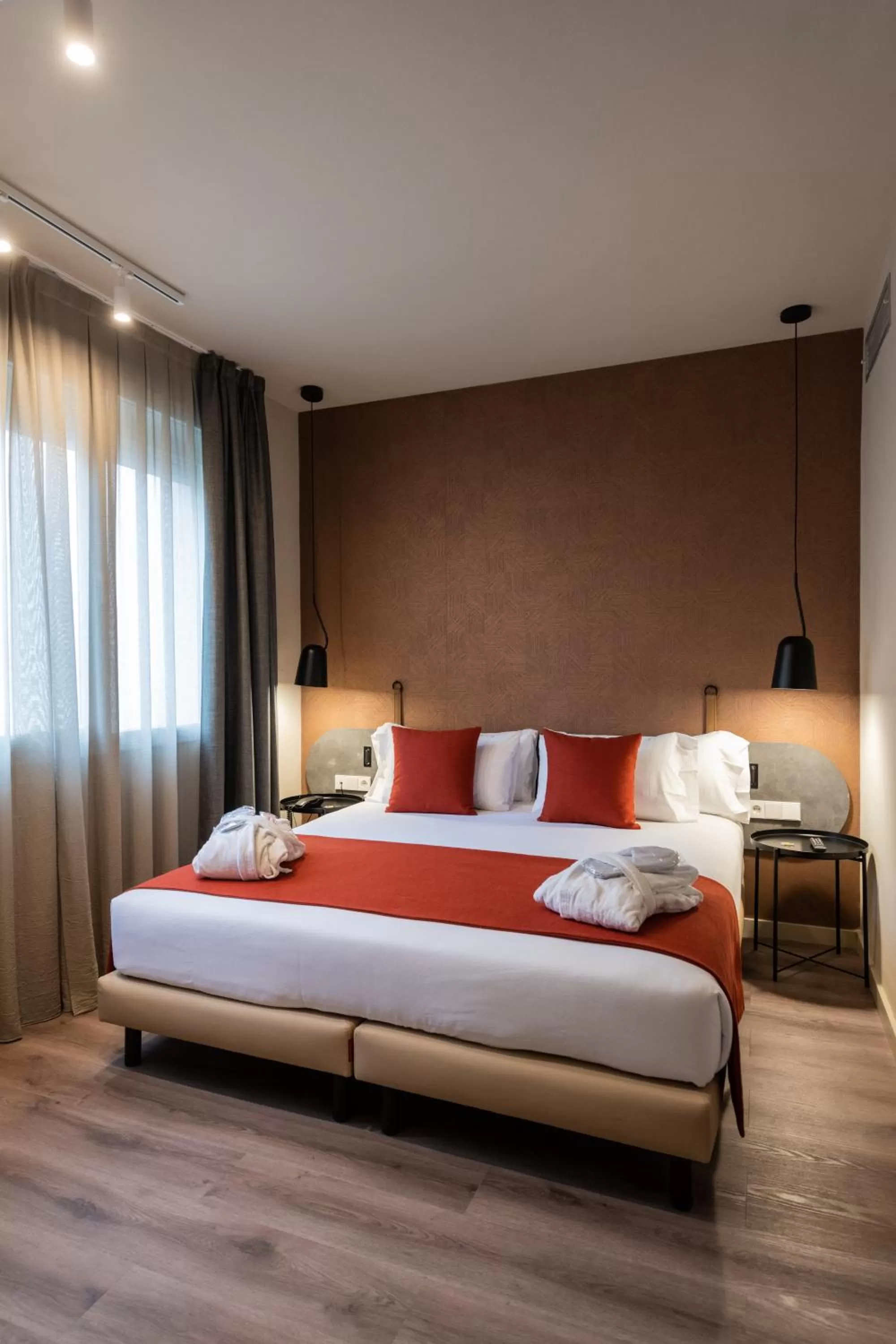 Bed in Atenea Rekord Suites Barcelona