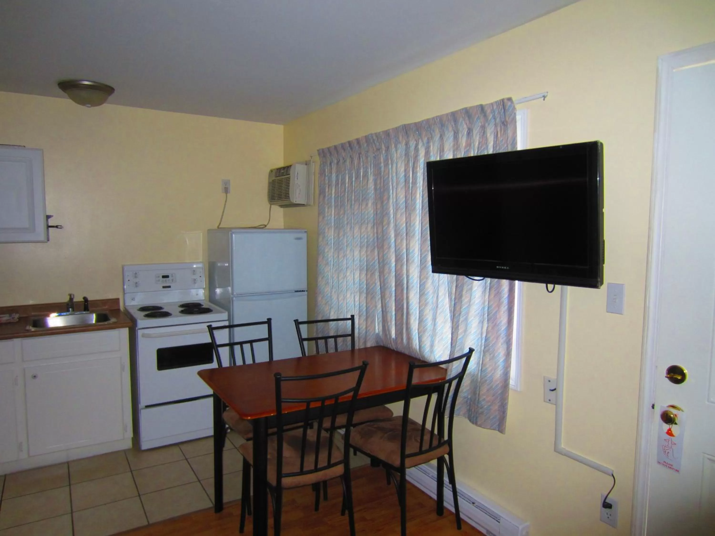 TV and multimedia in Black Sea Motel