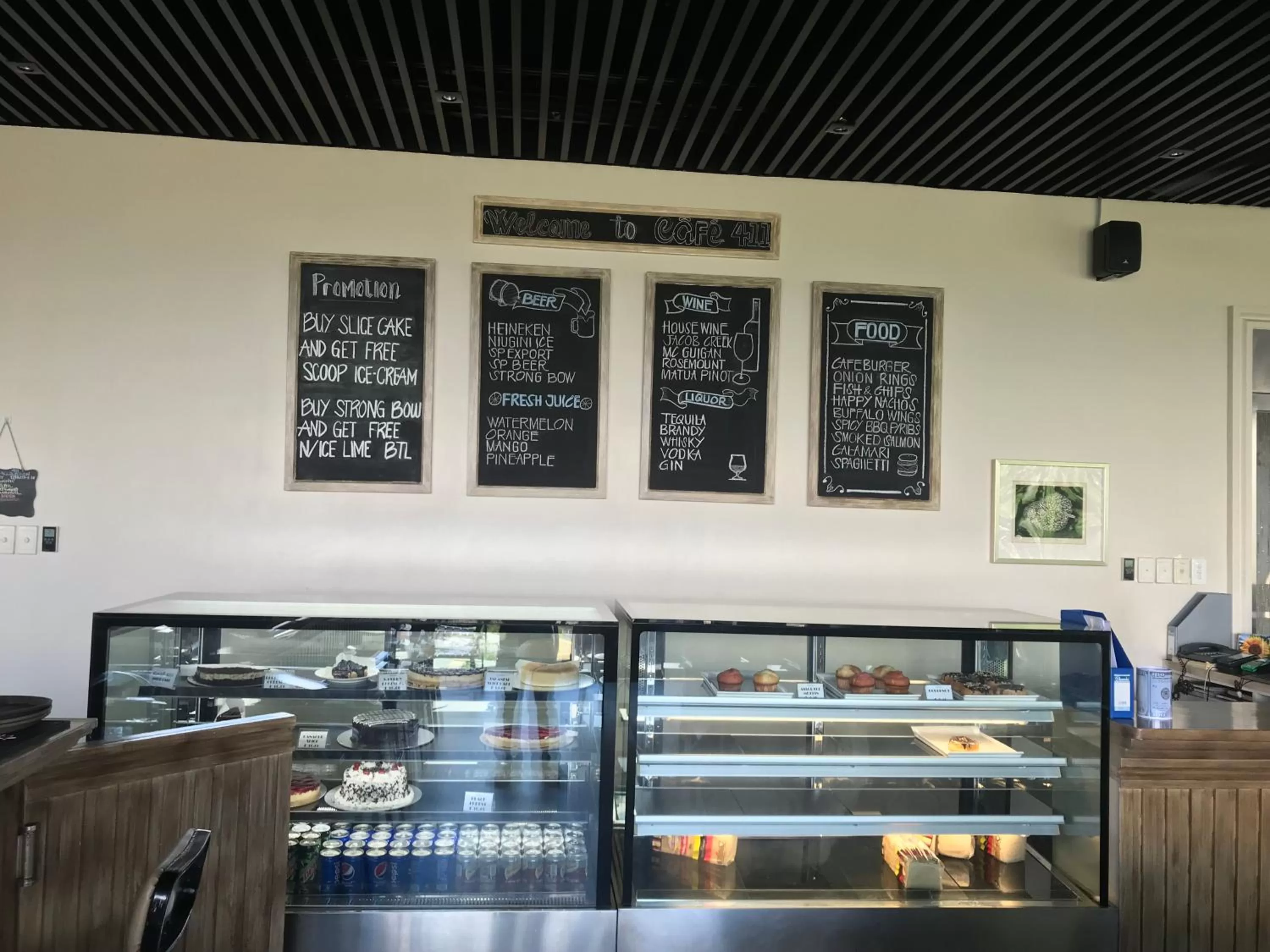 Restaurant/Places to Eat in Hotel Morobe