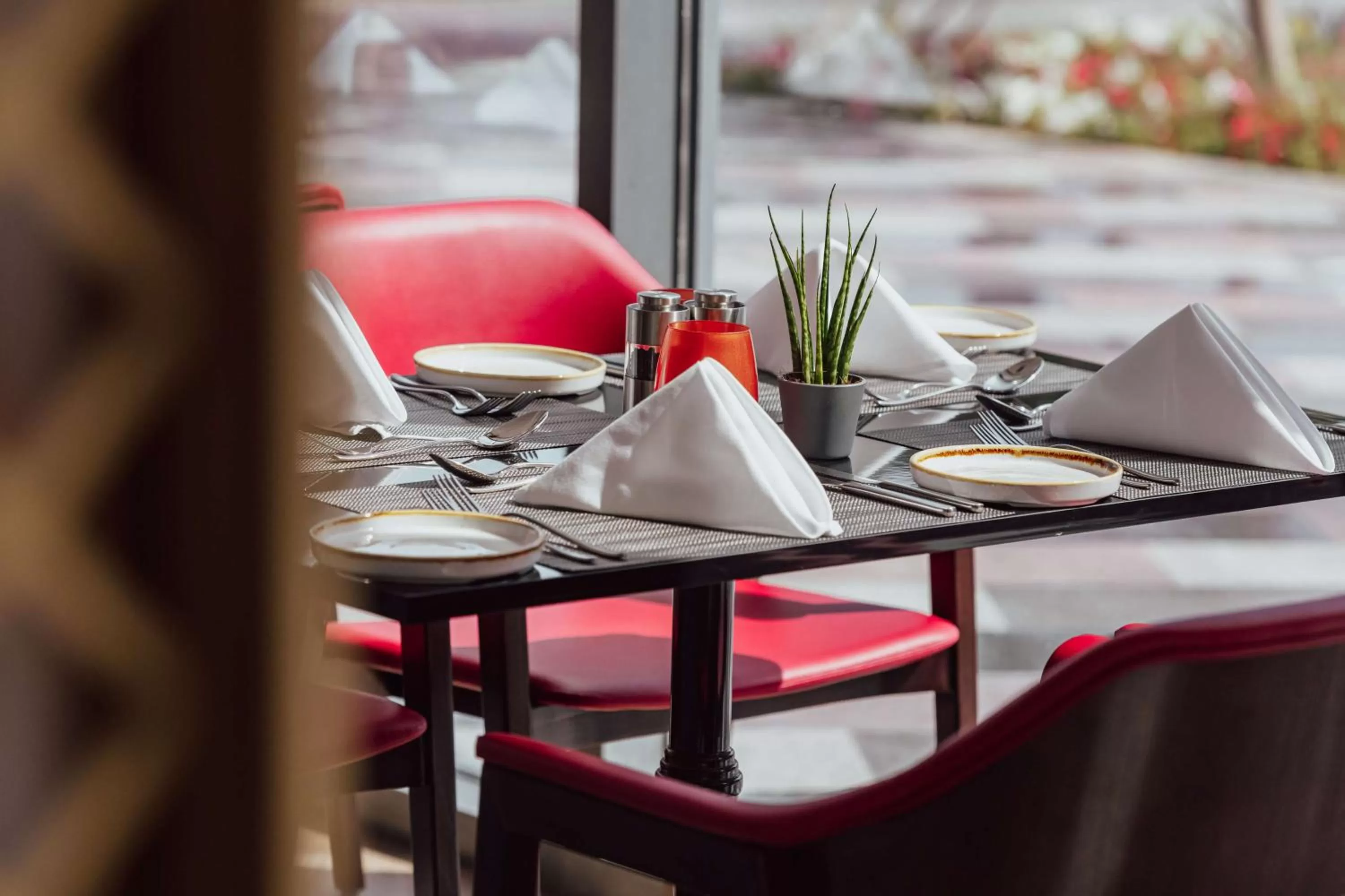 Restaurant/places to eat in Radisson Blu Hotel Riyadh Convention and Exhibition Center