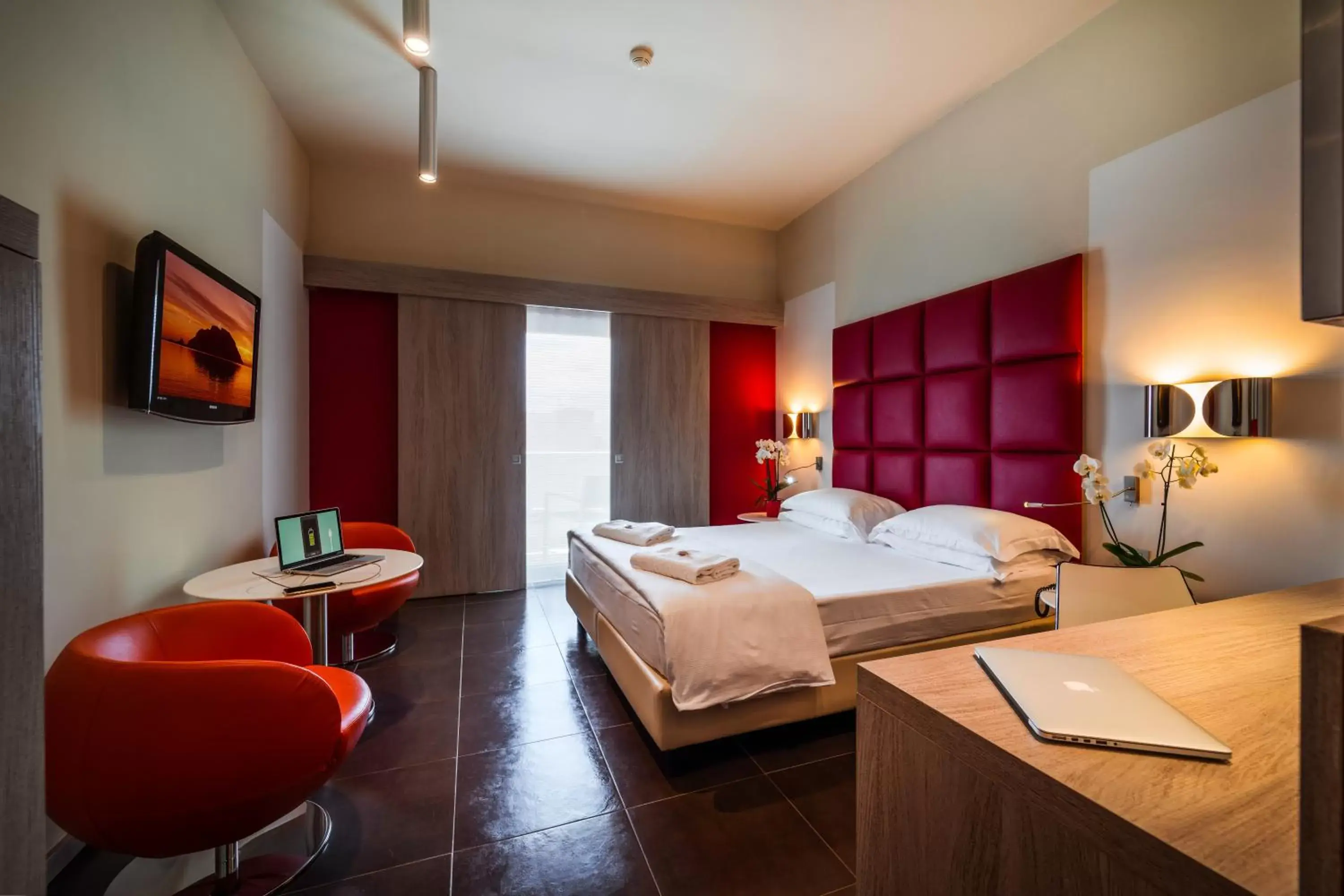 Superior Double Room with Balcony in Jazz Hotel Superior Double Room with Balcony in Jazz Hotel