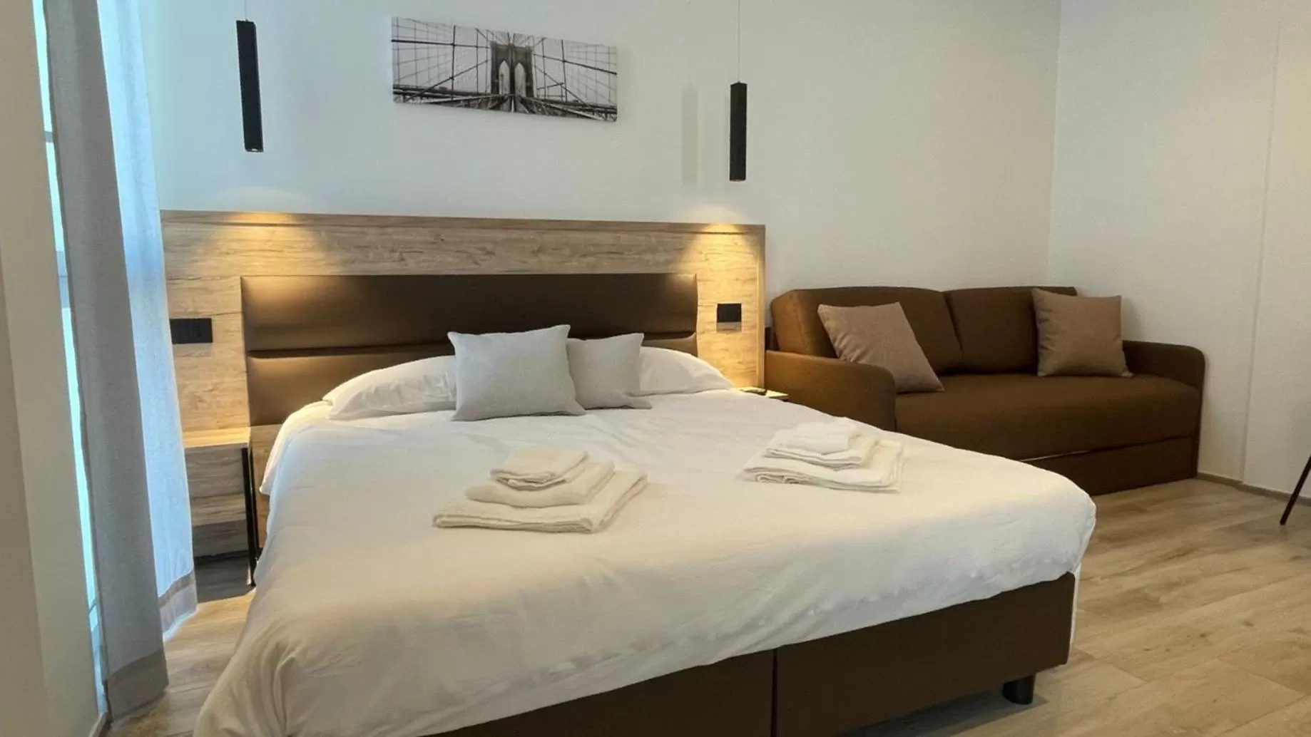 Bed in Bari Airport B&B