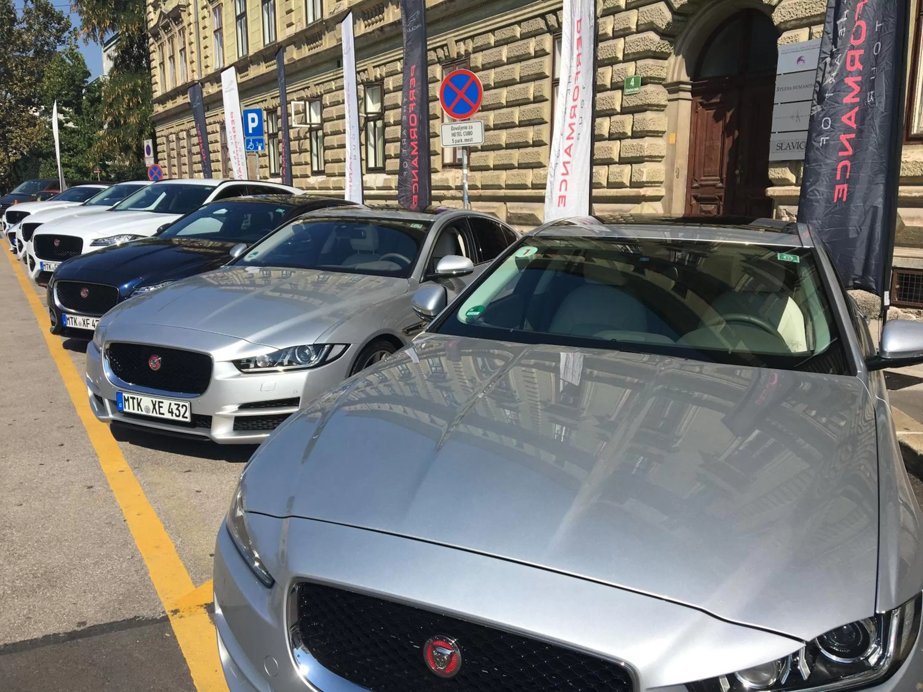 Parking in Hotel Cubo