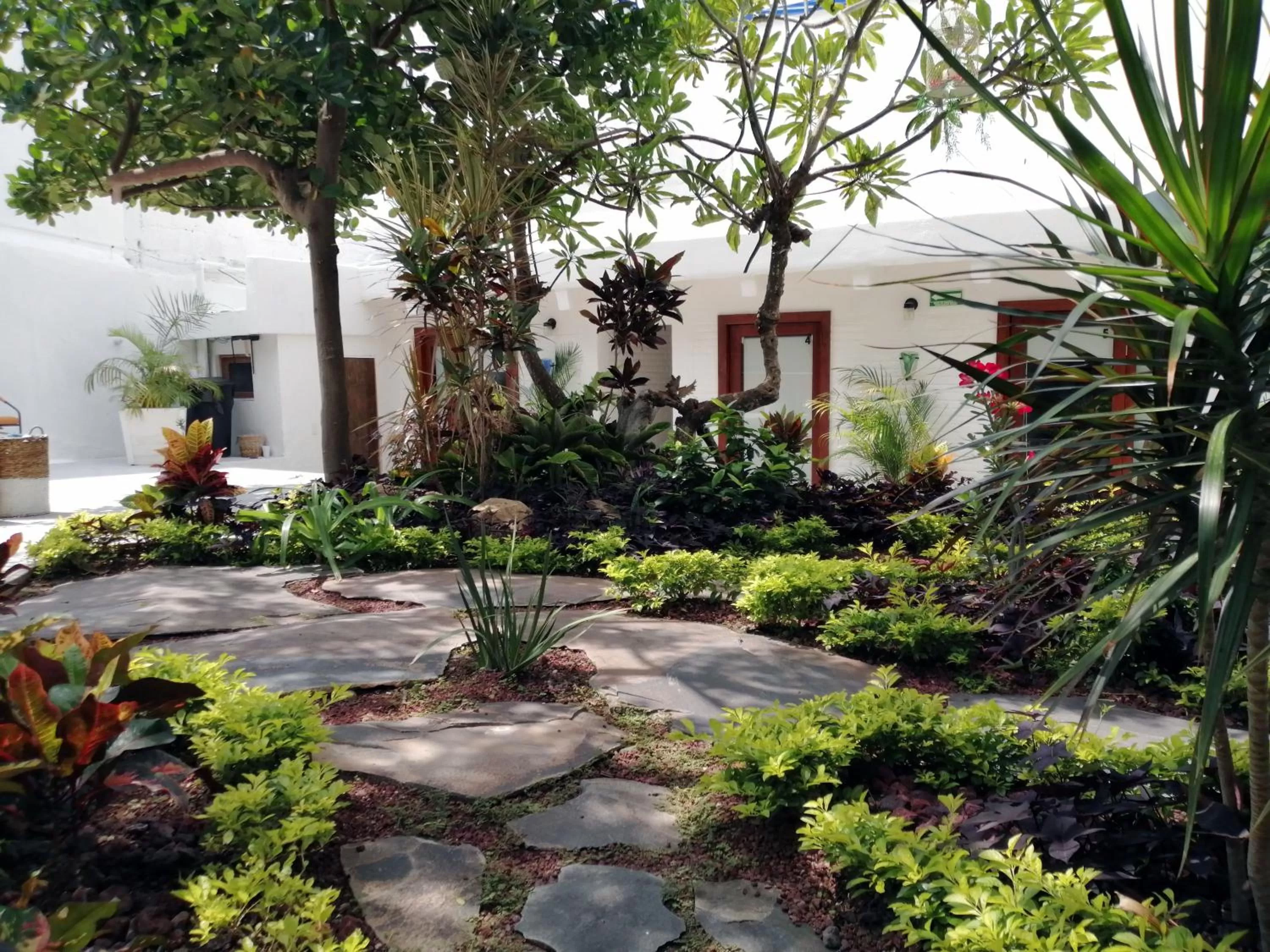 Garden in Amaia Boutique Hotel