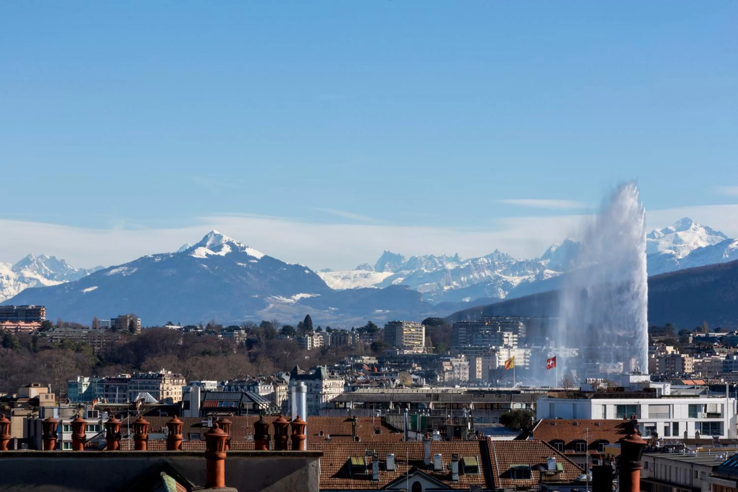 City view in Auteuil Manotel