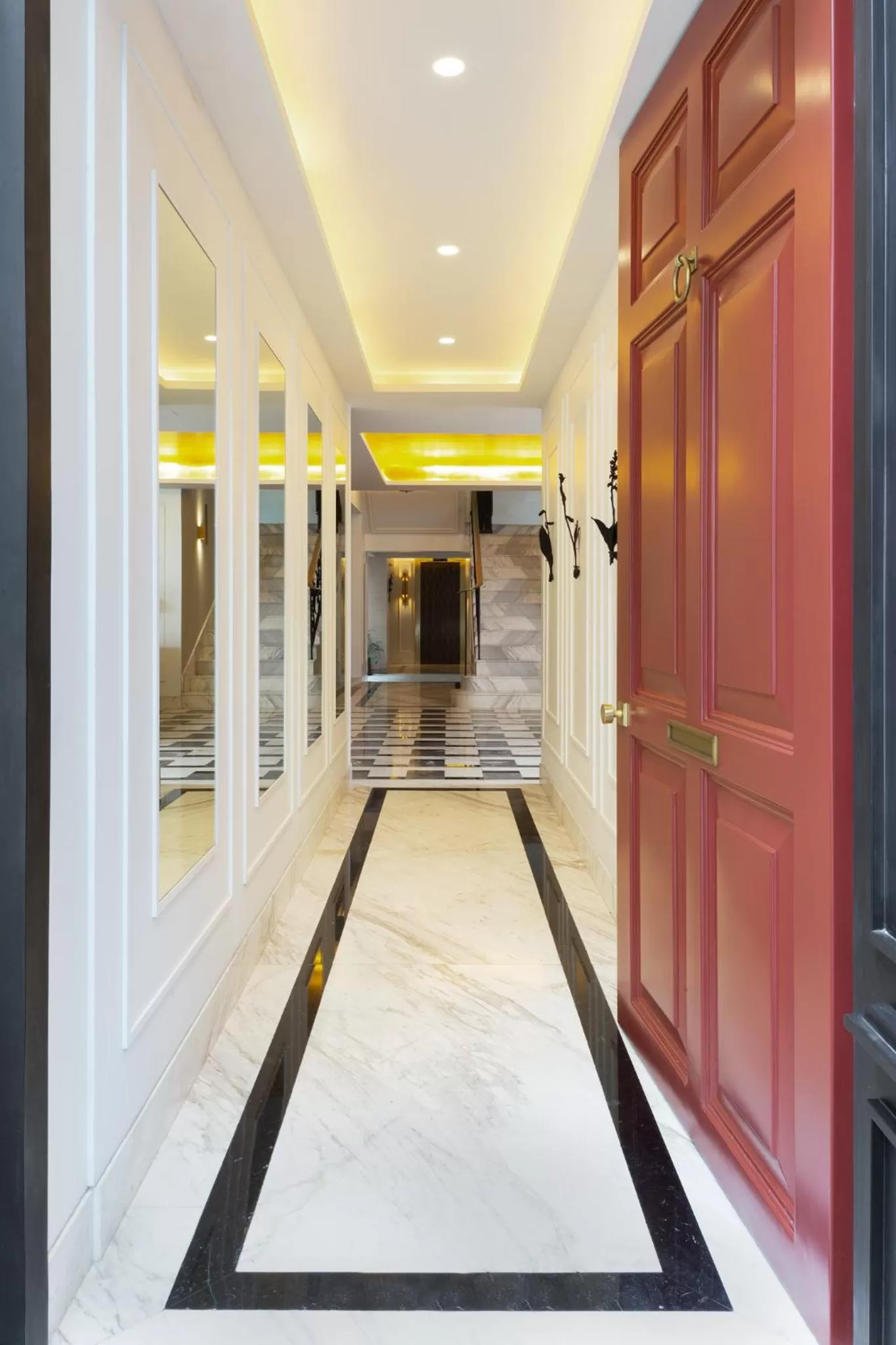 Lobby or reception in The Alest Hotel