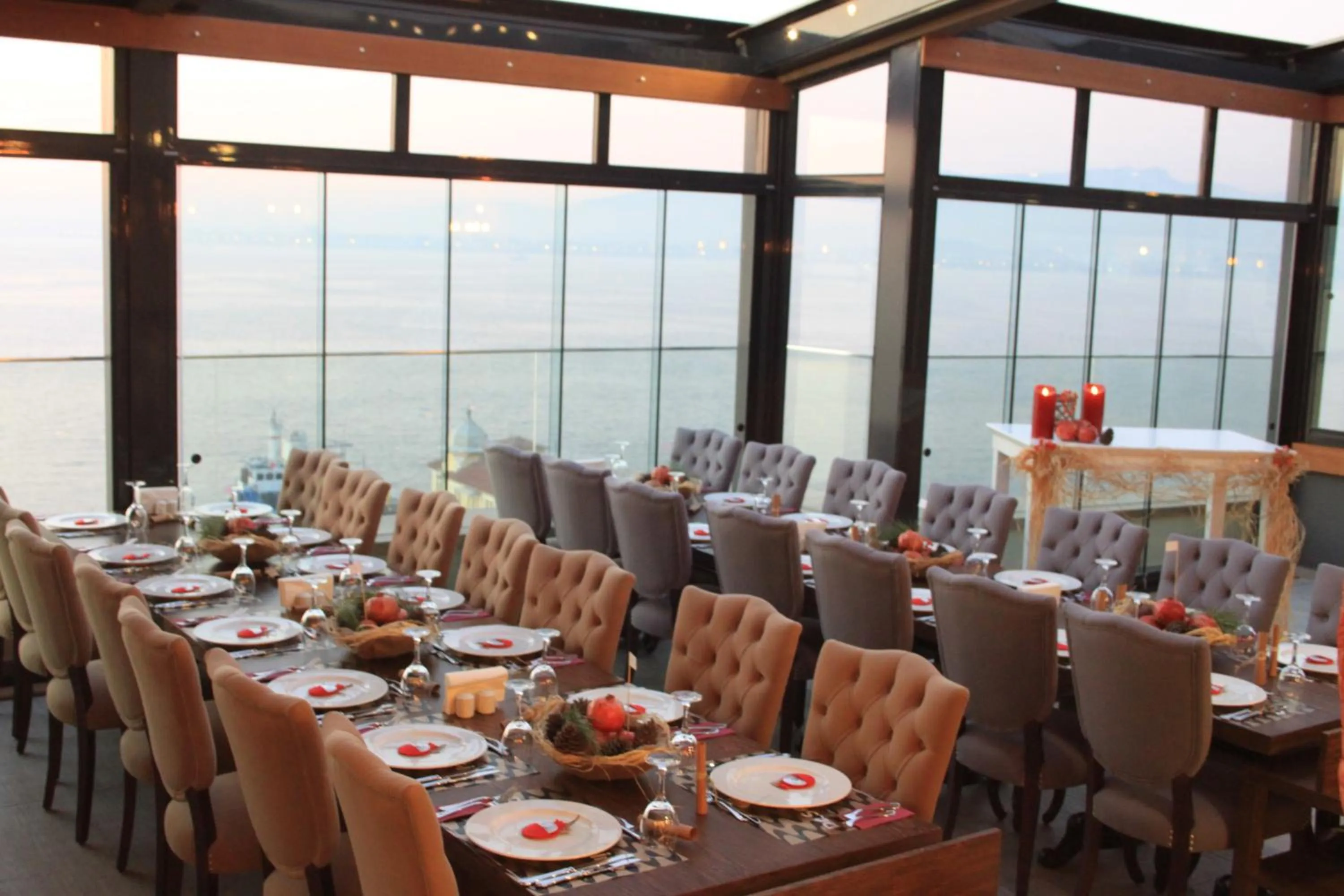 Food and drinks in Pasaport Pier Hotel