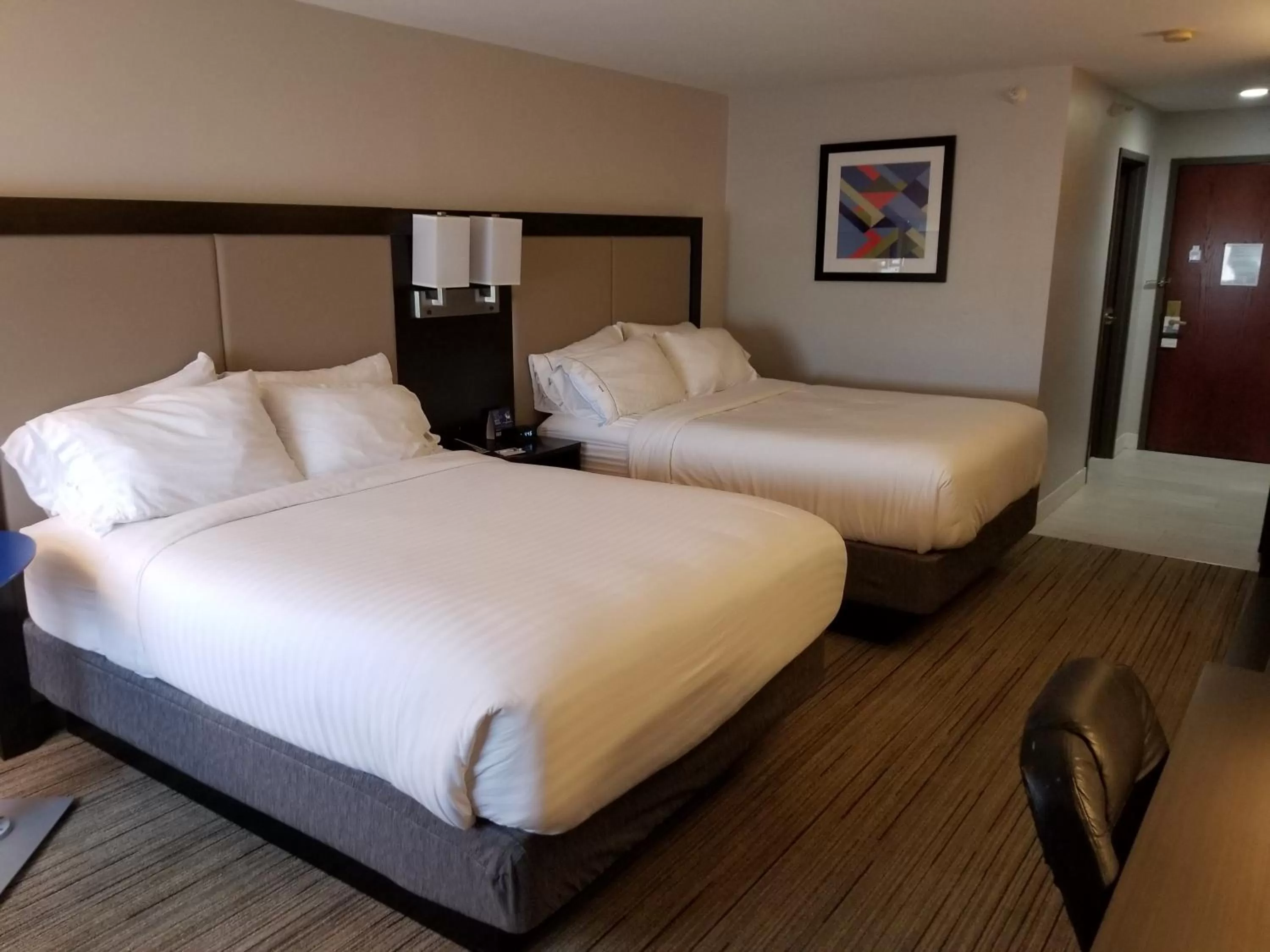 Photo of the whole room, Bed in Holiday Inn Express Birch Run-Frankenmuth Area by IHG