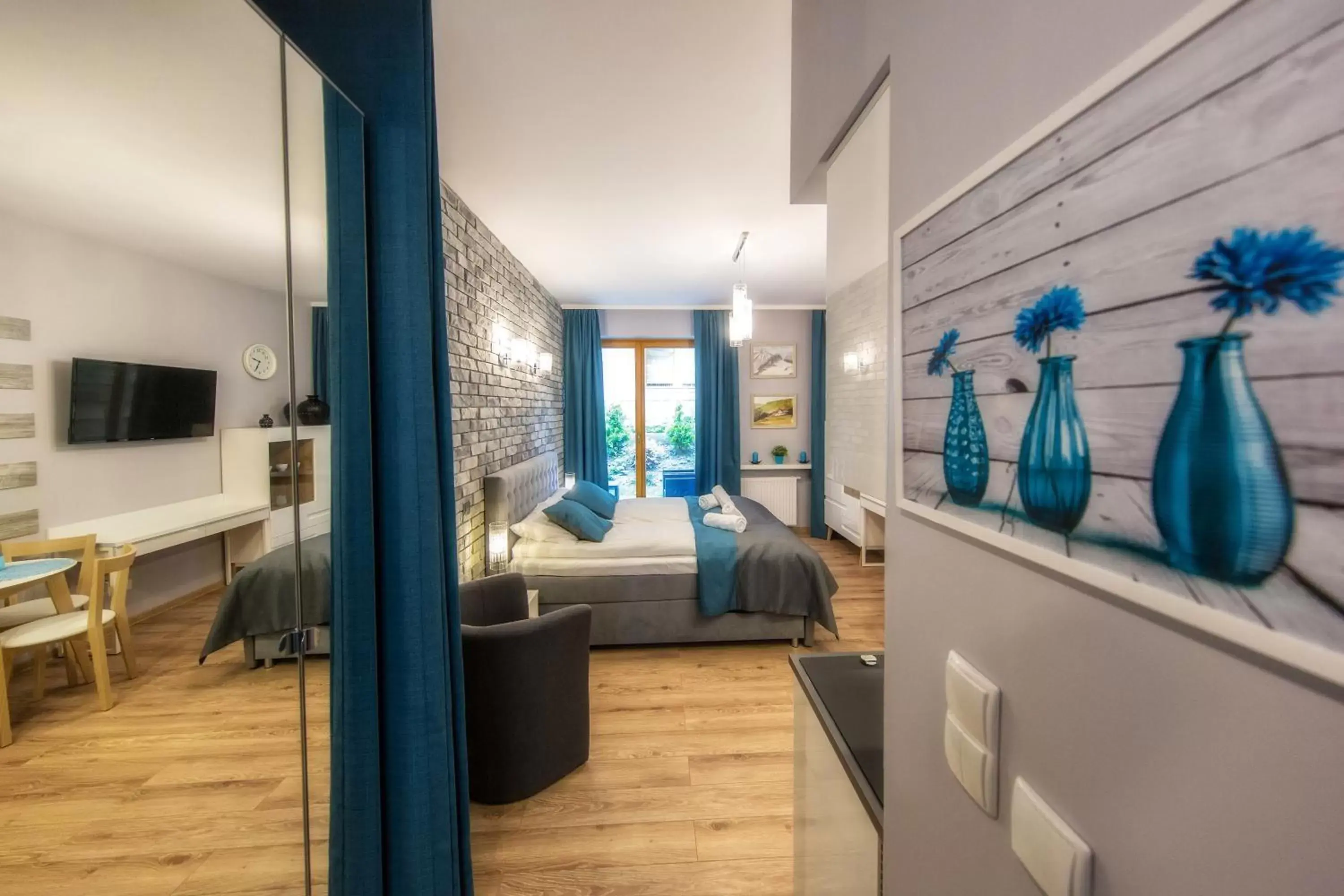 Studio Apartment - free access to swimming pool and spa facilities in Aparthotel Giewont Studio Apartment - free access to swimming pool and spa facilities in Aparthotel Giewont