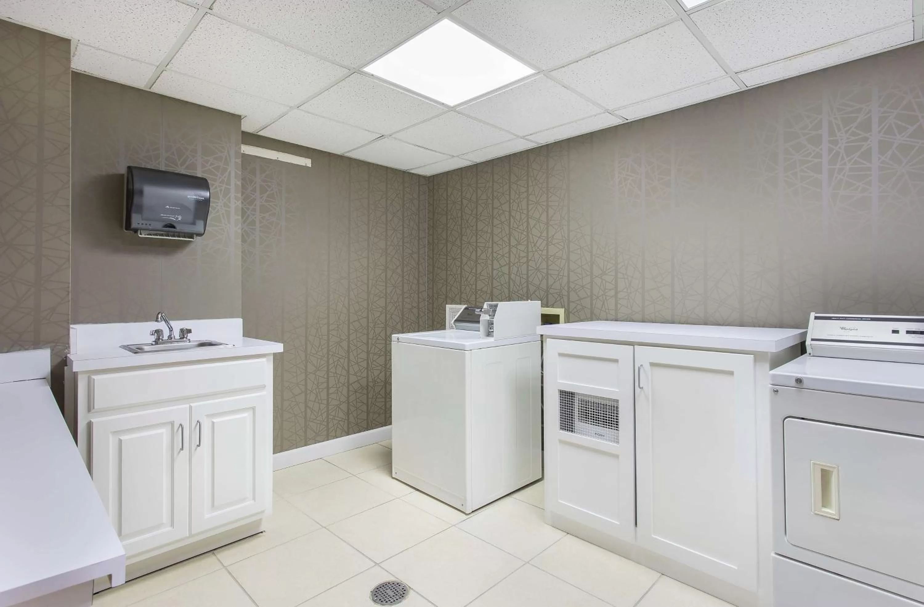 Property building in Hampton Inn Cullman