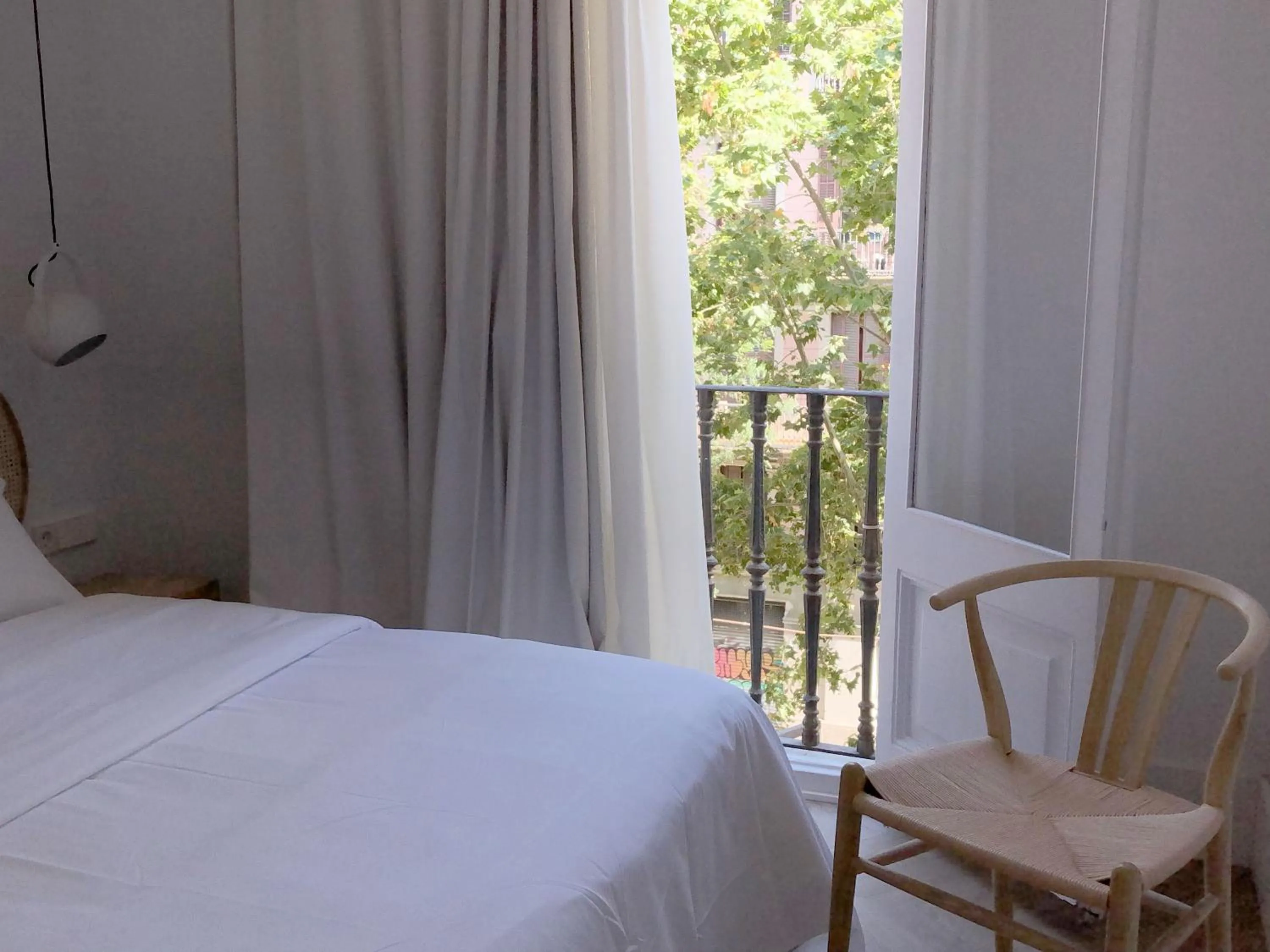 Bedroom, Bed in The MO House