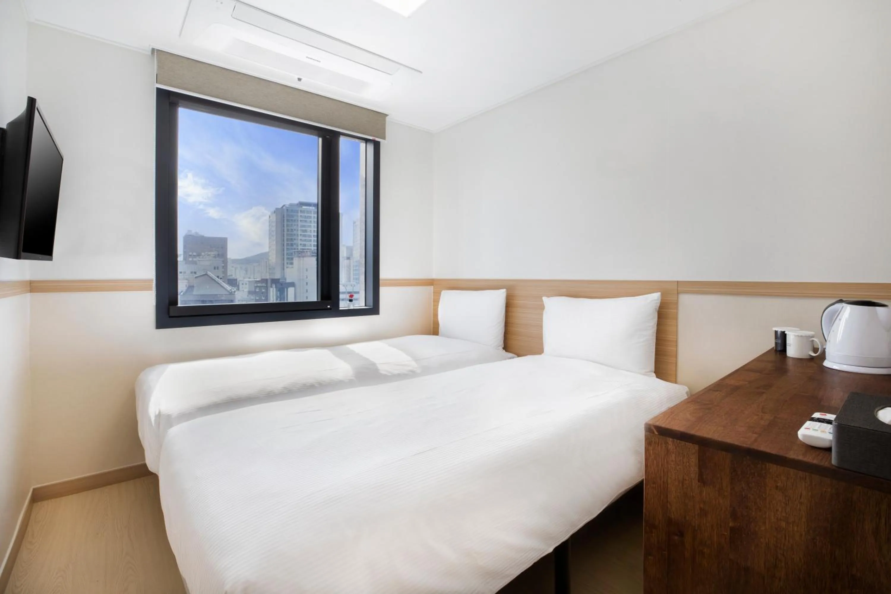 Bed in Five hotel Jongno