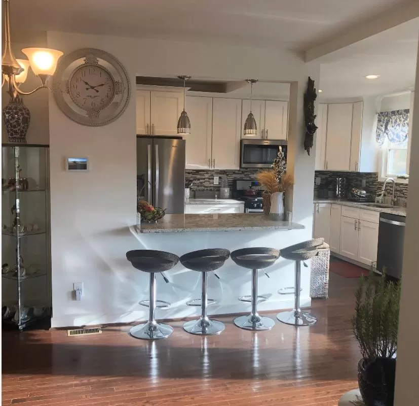 Kitchen/Kitchenette in Naomi’s Bed & Breakfast