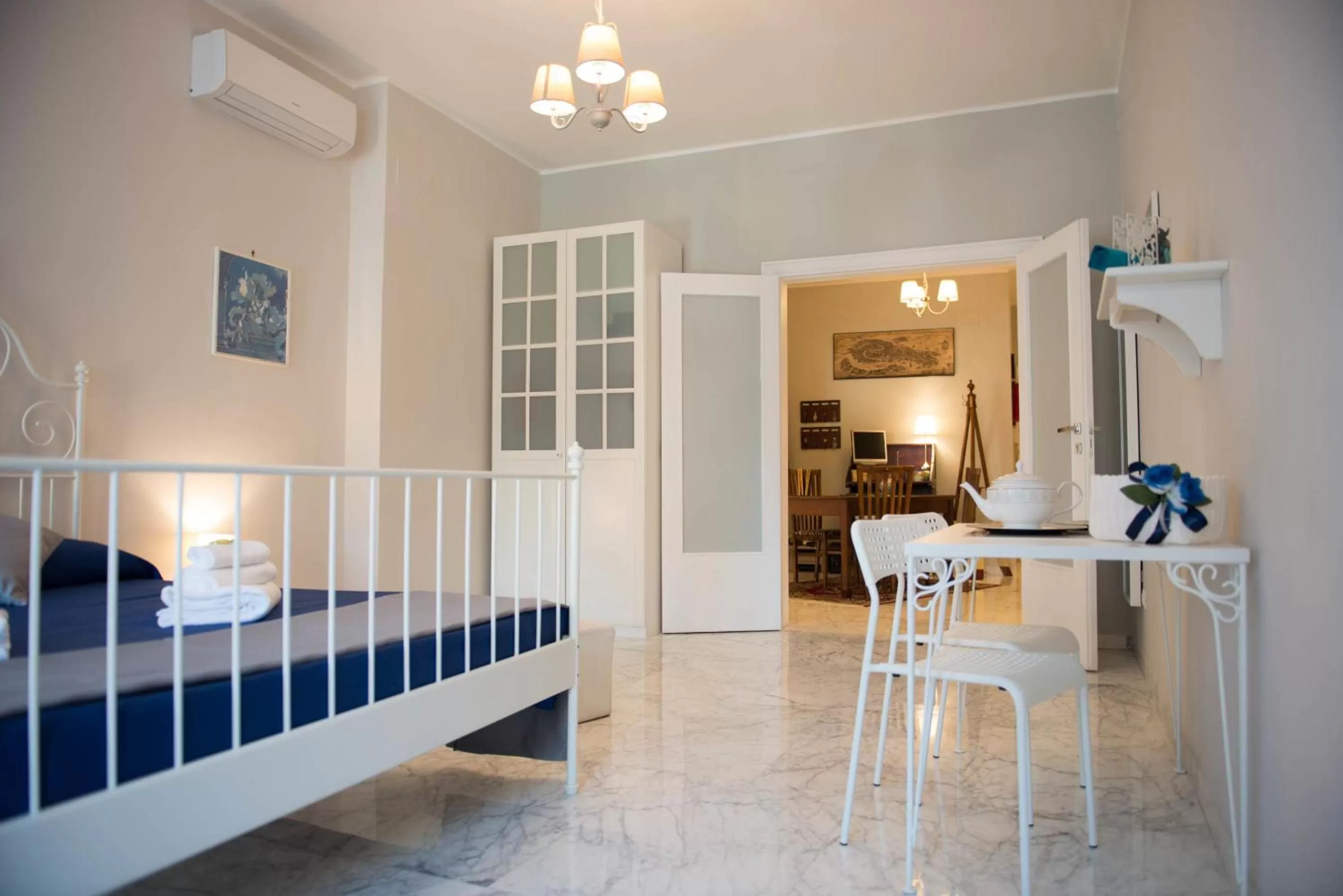 Coffee/tea facilities, Bed in Authentic Sweet Home