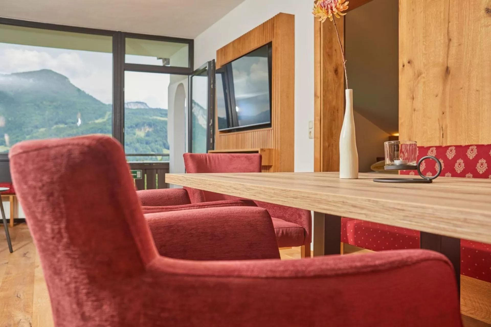 Seating area, Mountain View in Appartementhaus Dachsteinblick
