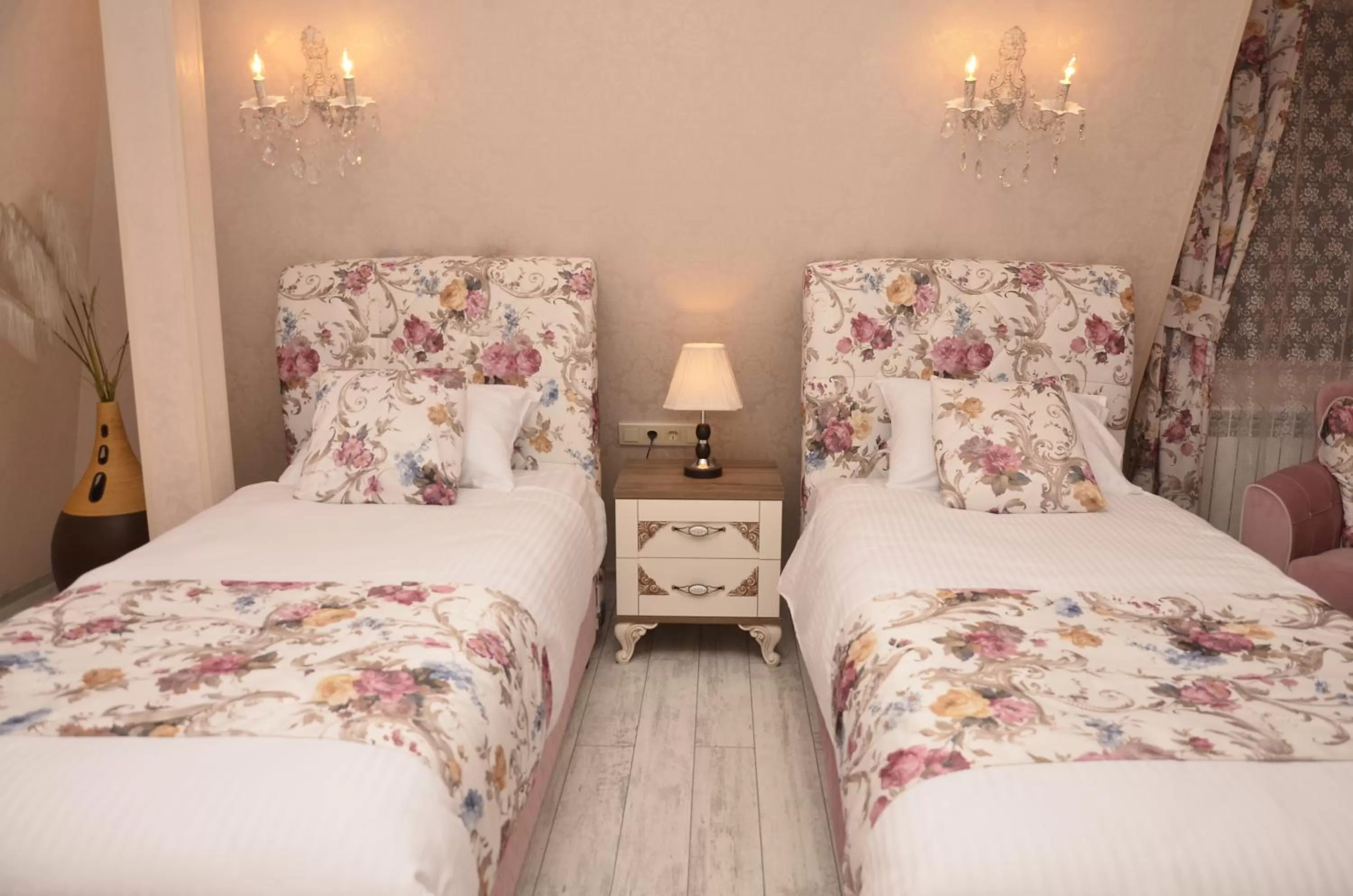 Bed in English Home Hotel Tbilisi