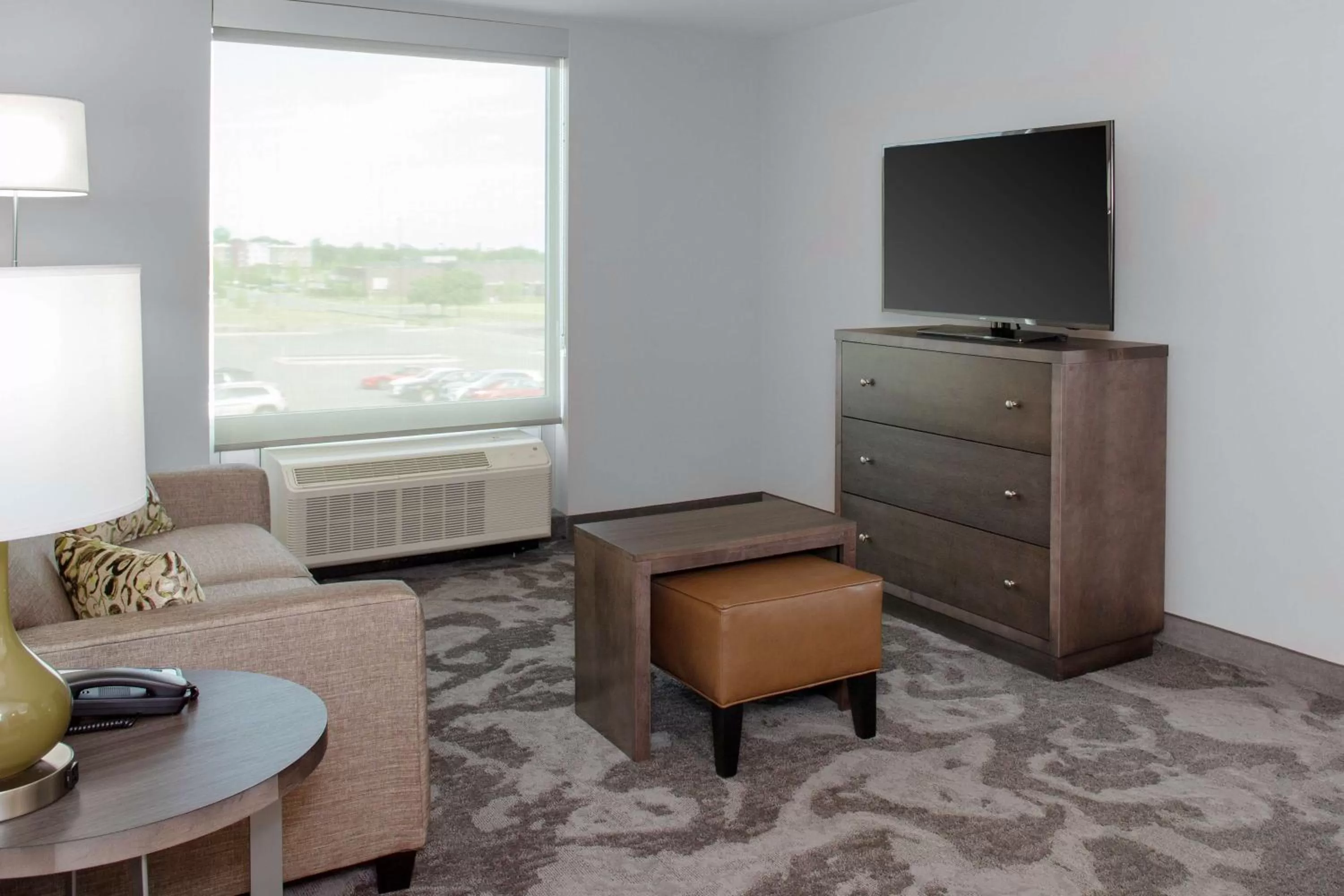Bedroom in Homewood Suites By Hilton Lansing Eastwood