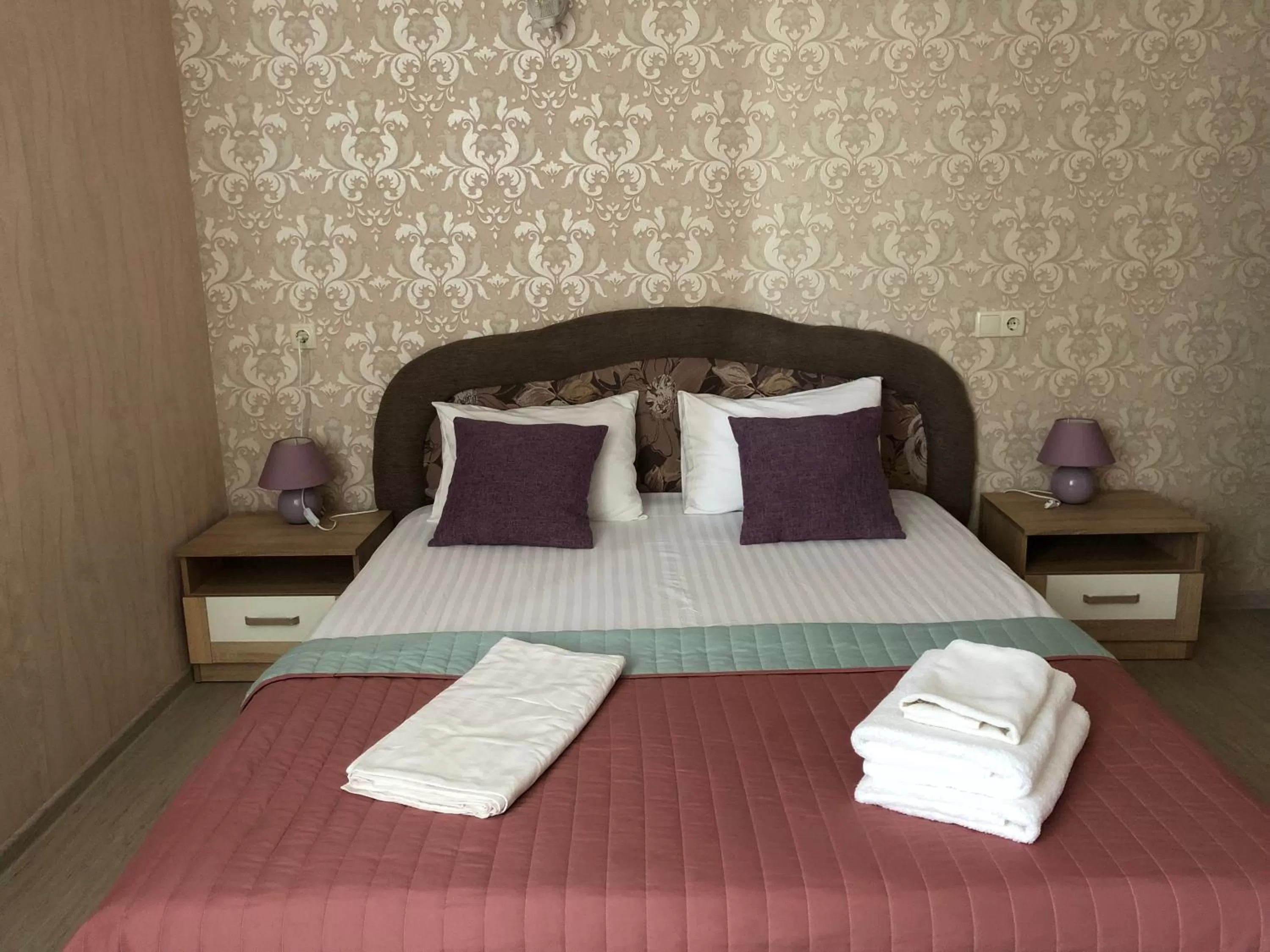 Bed in Zhuliany City Hotel