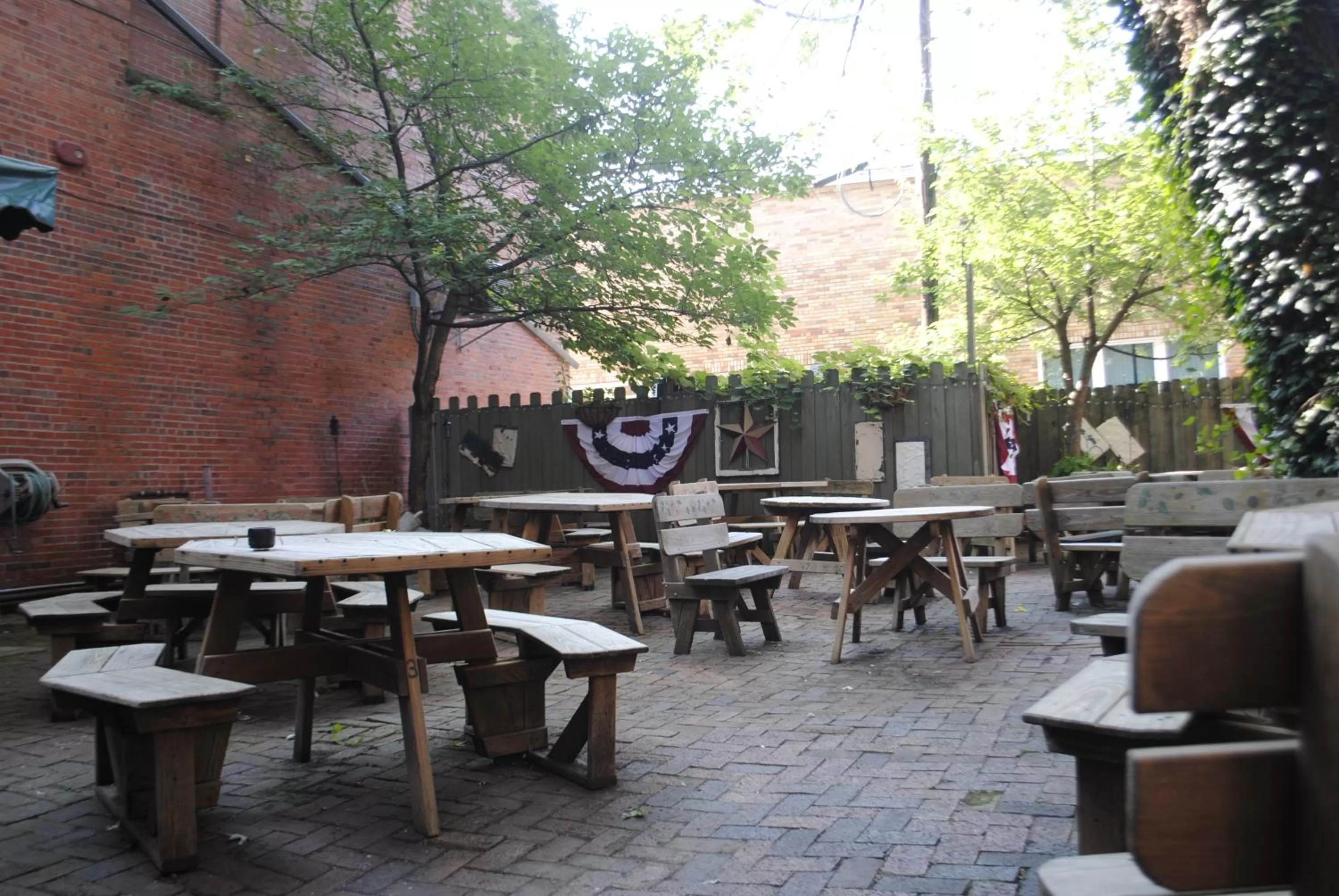 Patio in Hotel Millersburg