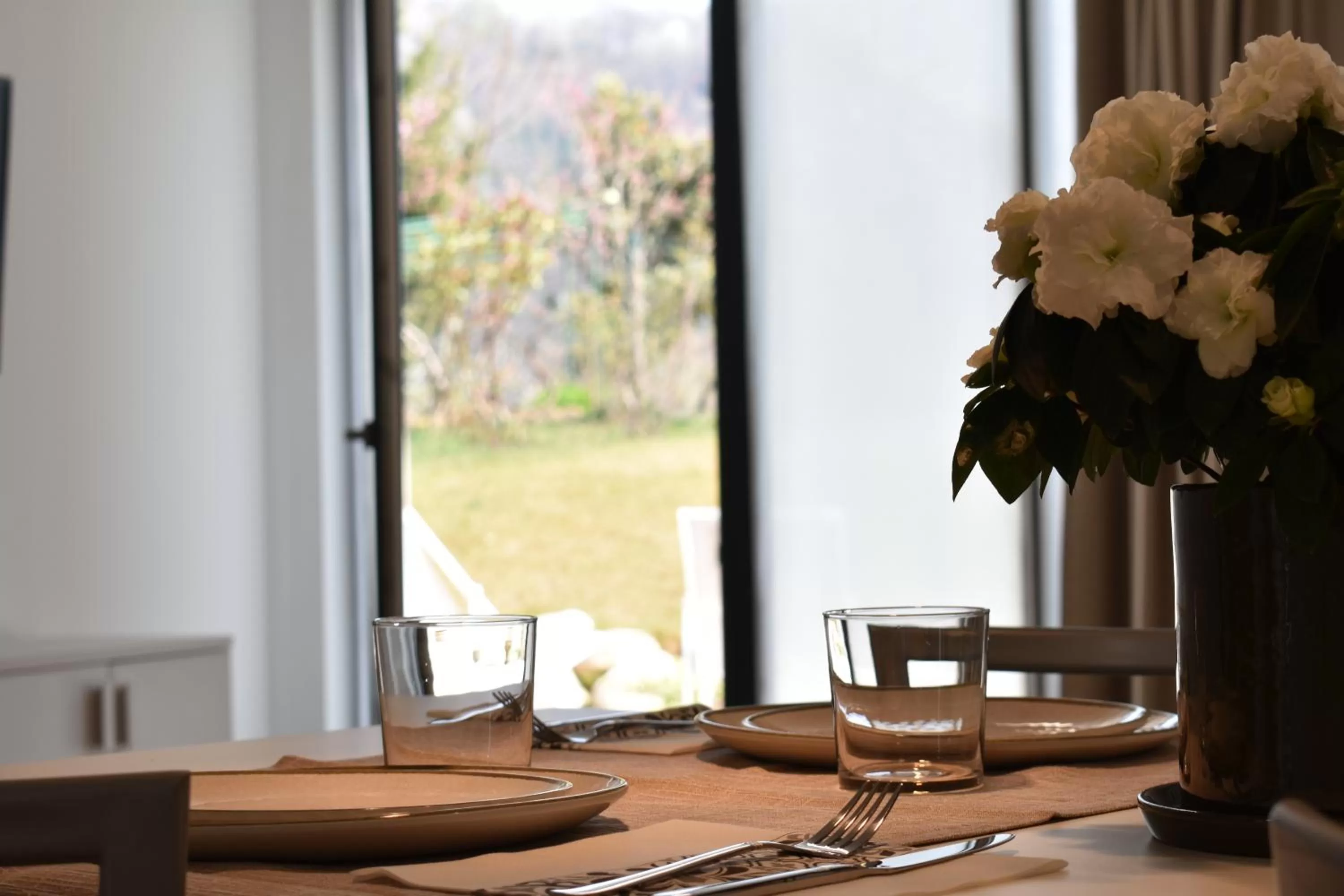 Dining area in Aldeia Bianca Village
