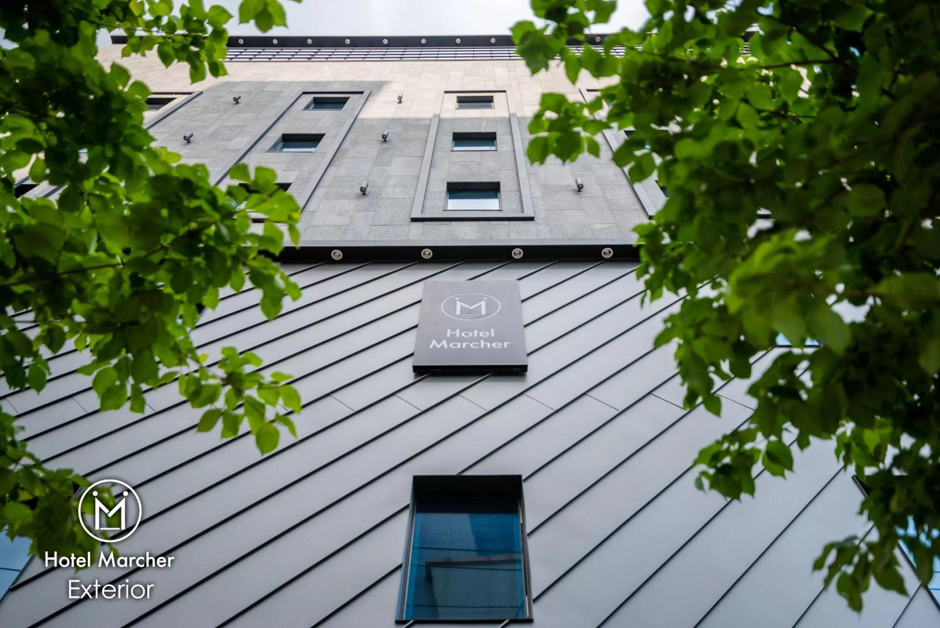 Facade/entrance in Hotel Marcher