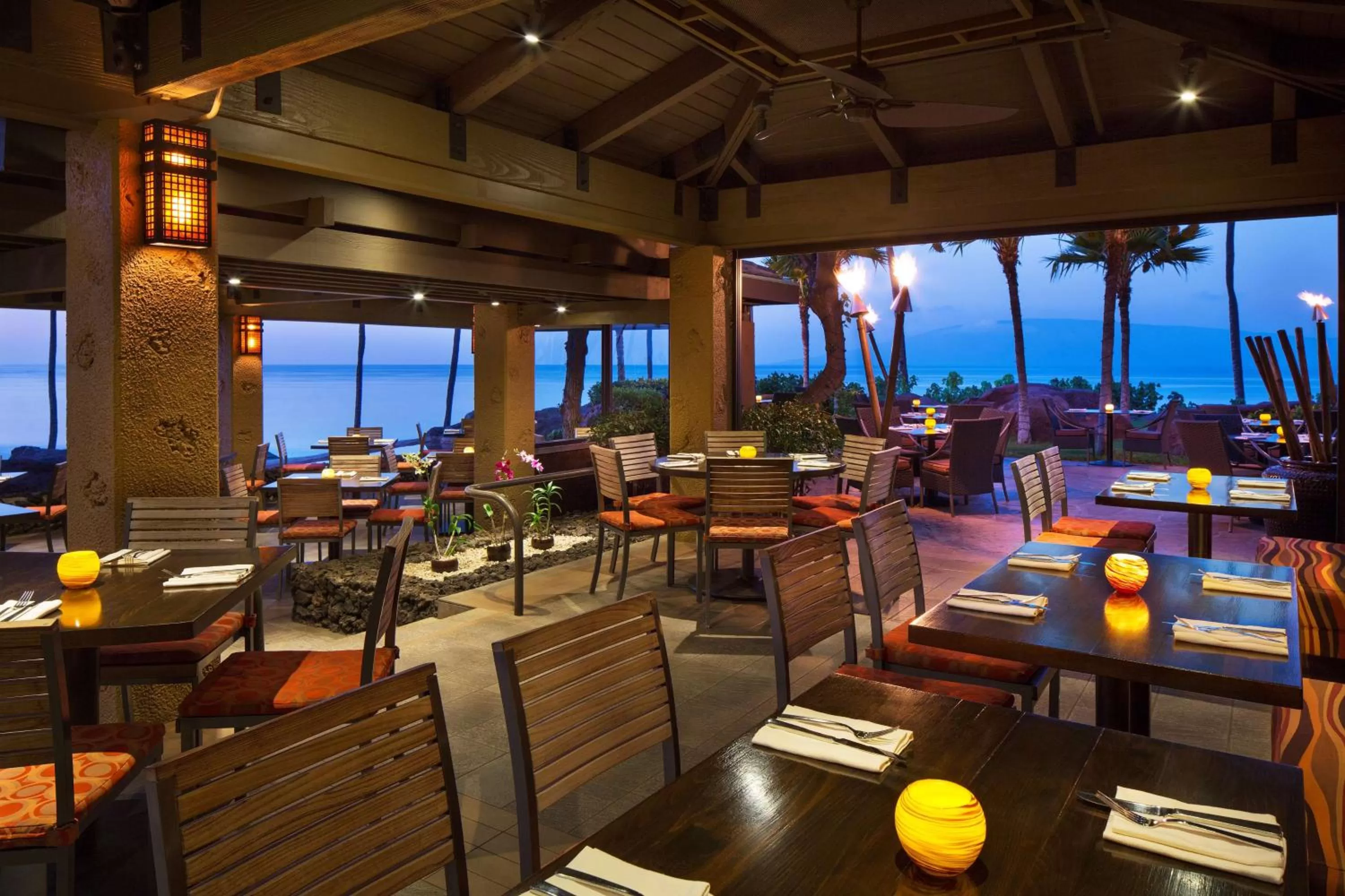 Restaurant/places to eat in Hyatt Regency Maui Resort & Spa