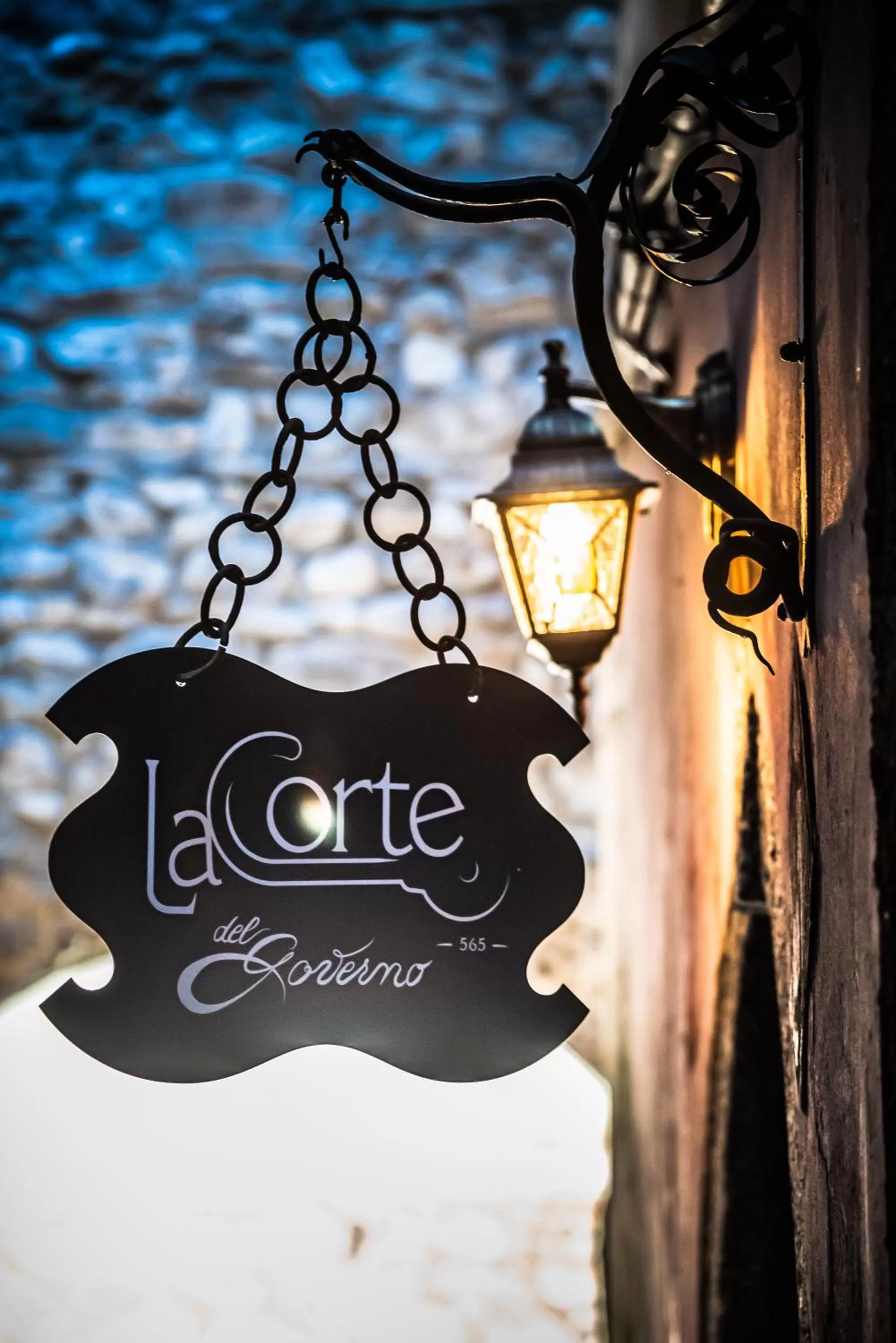 La Corte del Governo 565