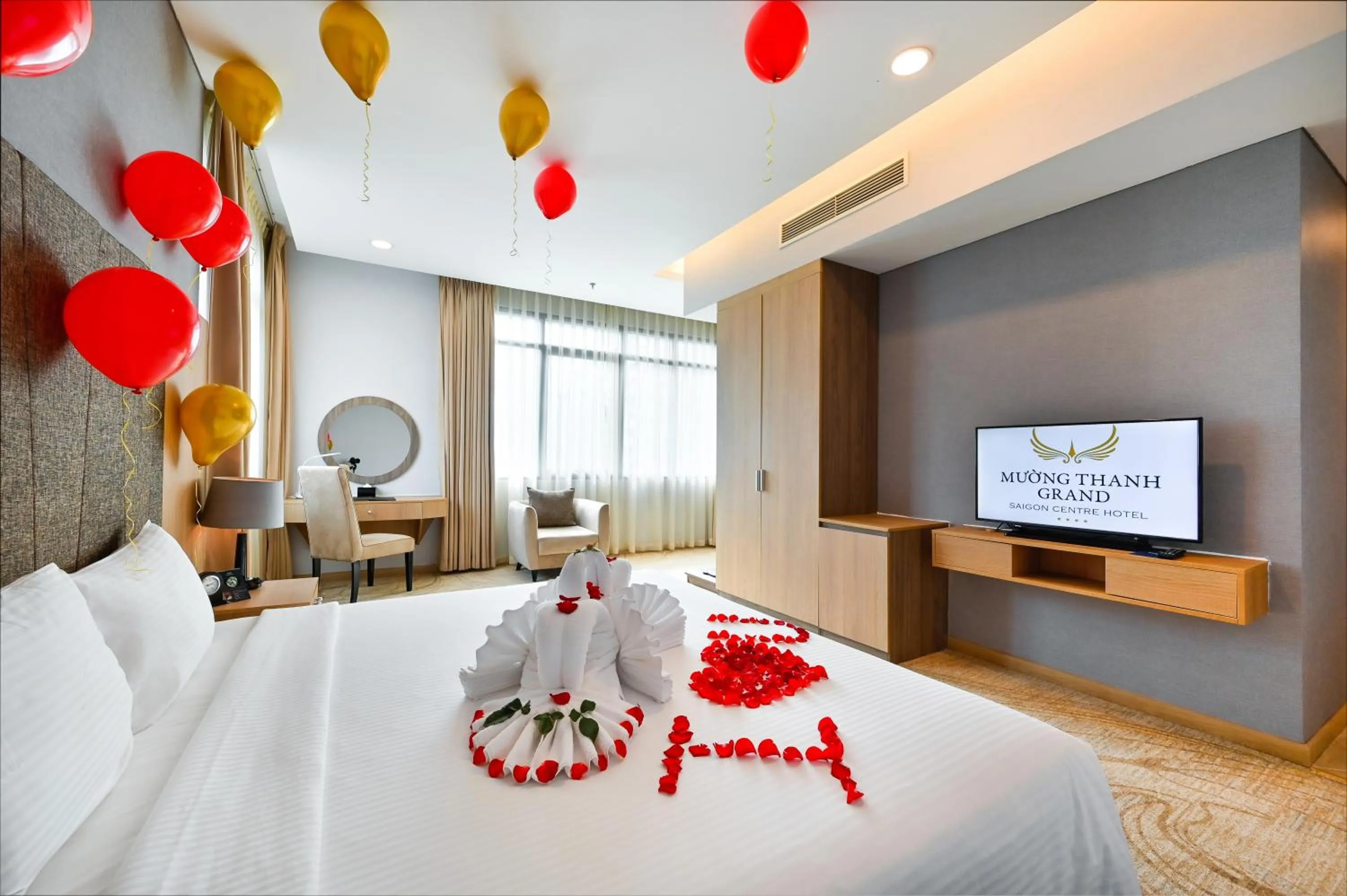 Decorative detail, Bed in Muong Thanh Grand Saigon Centre Hotel