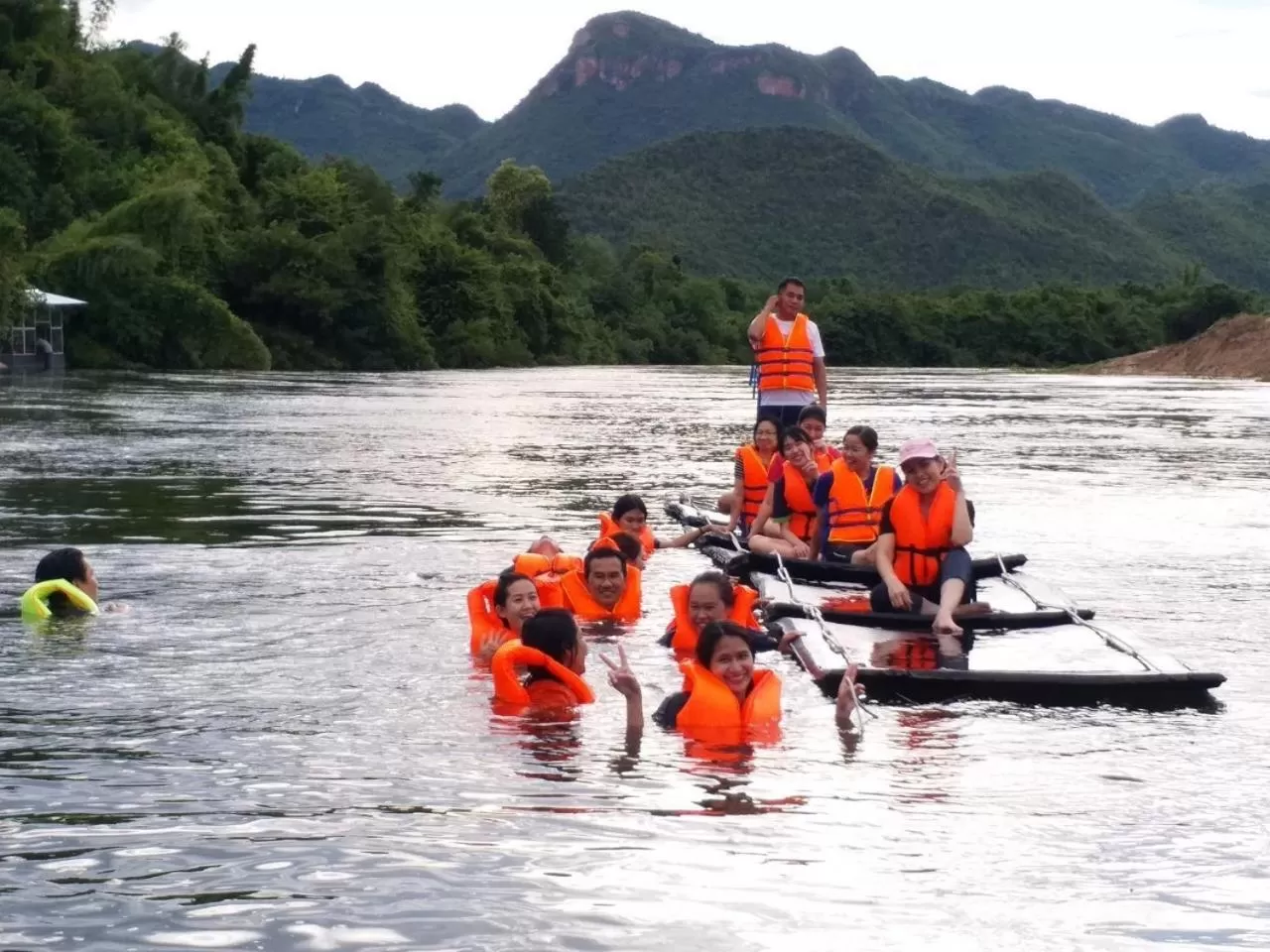 Activities in Aekpailin River Kwai Resort