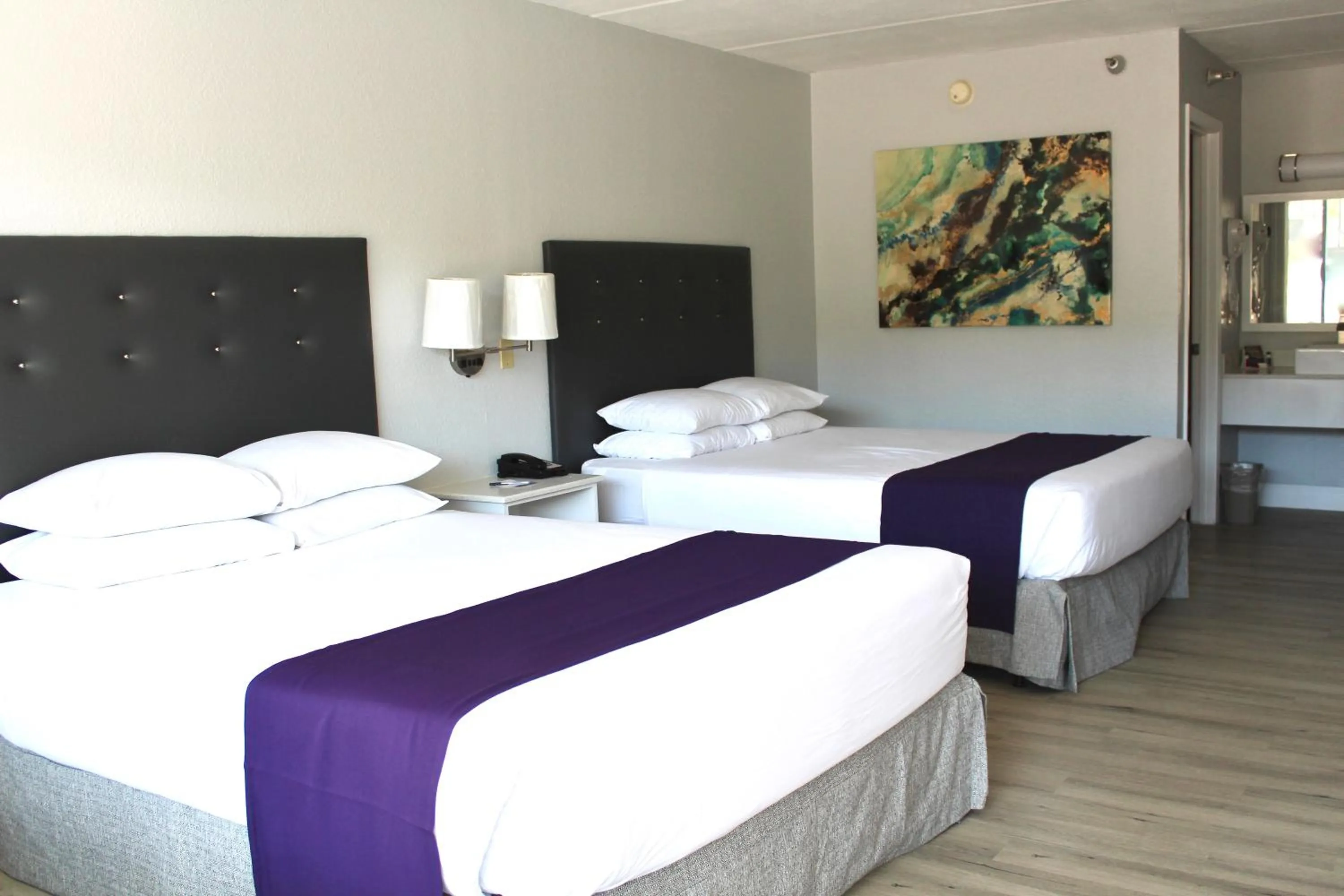 Bedroom, Bed in Vivo Living Kissimmee West