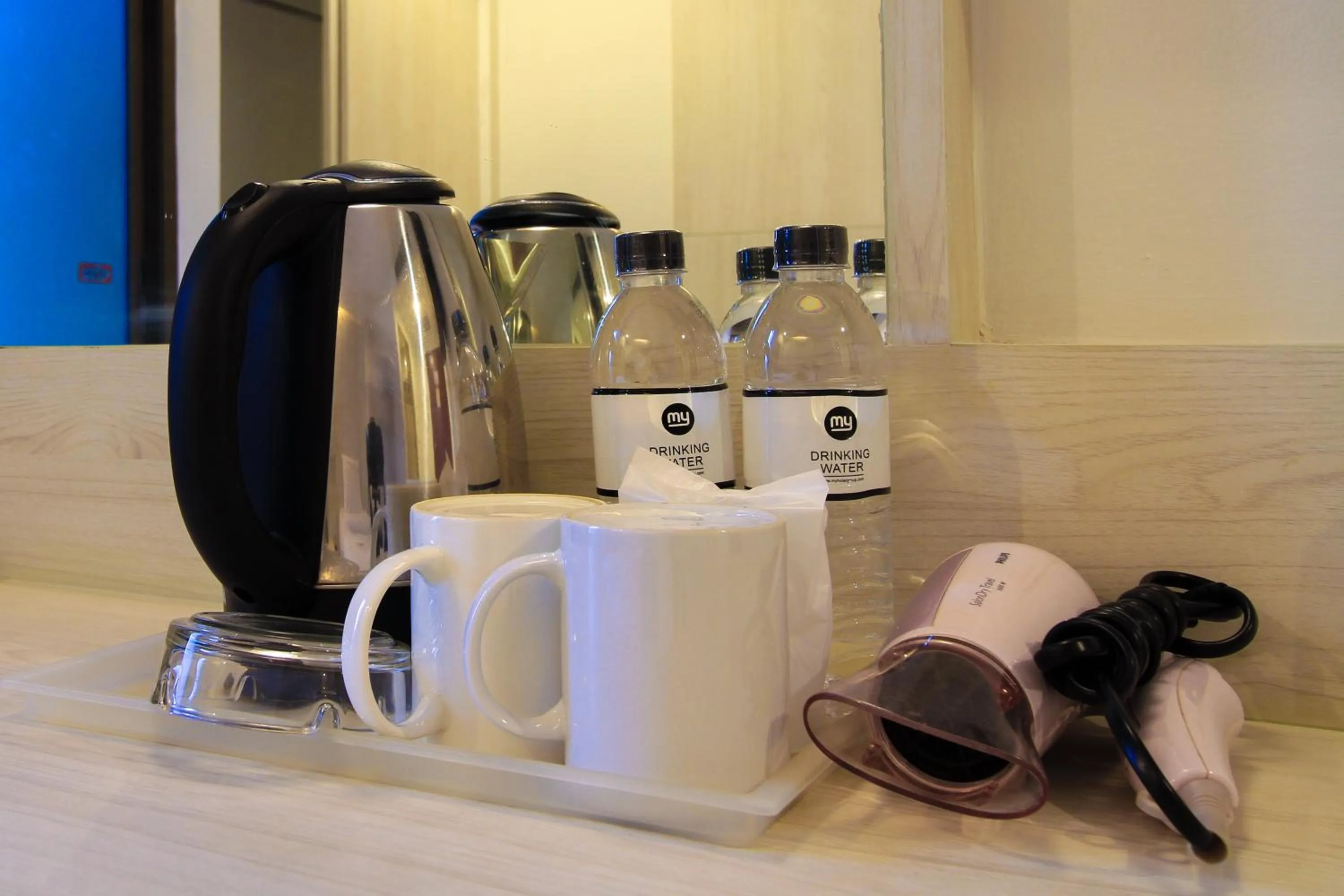Coffee/tea facilities in Ten Stars Hotel