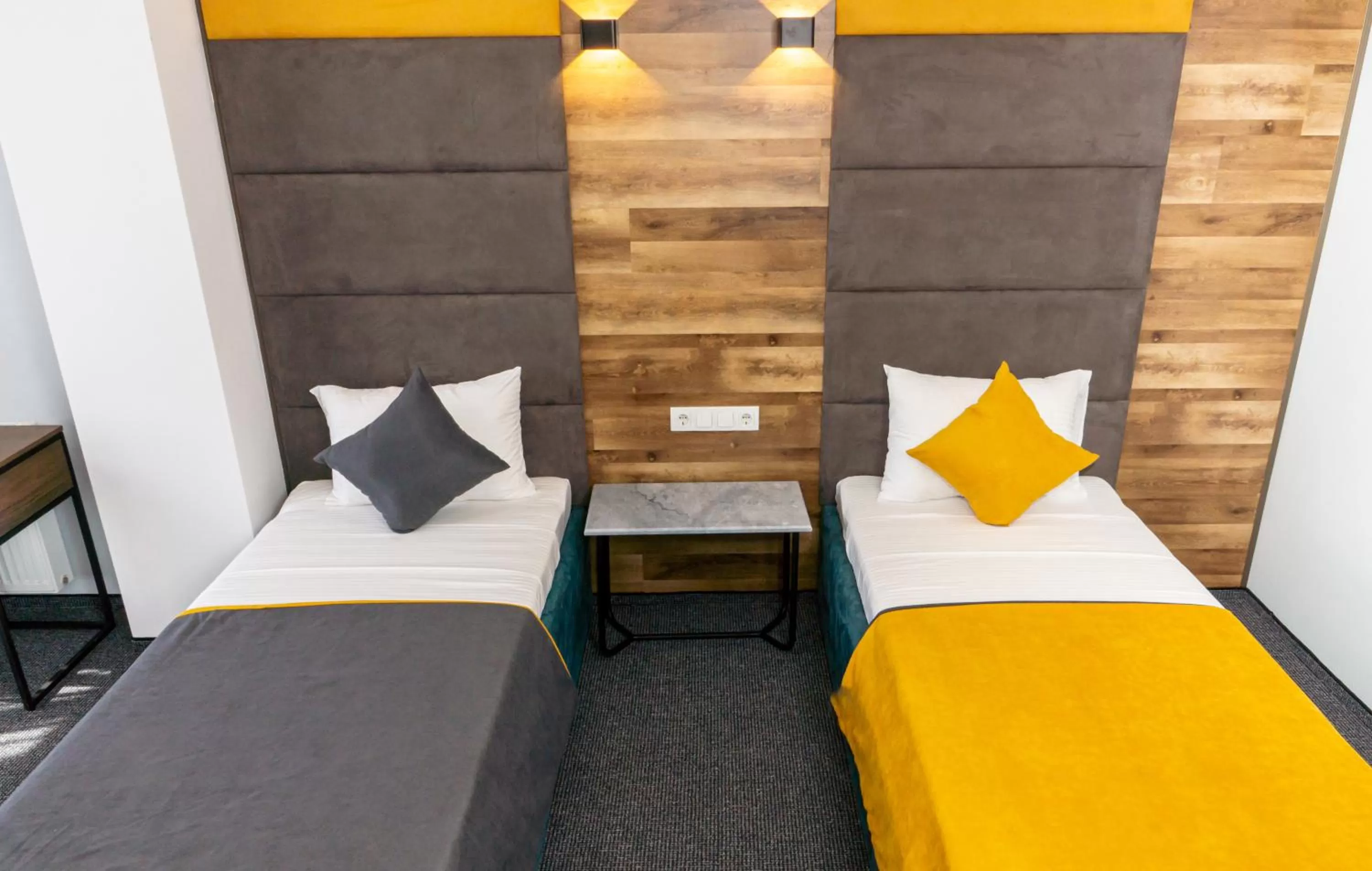 Bed in BG Palace Hotel