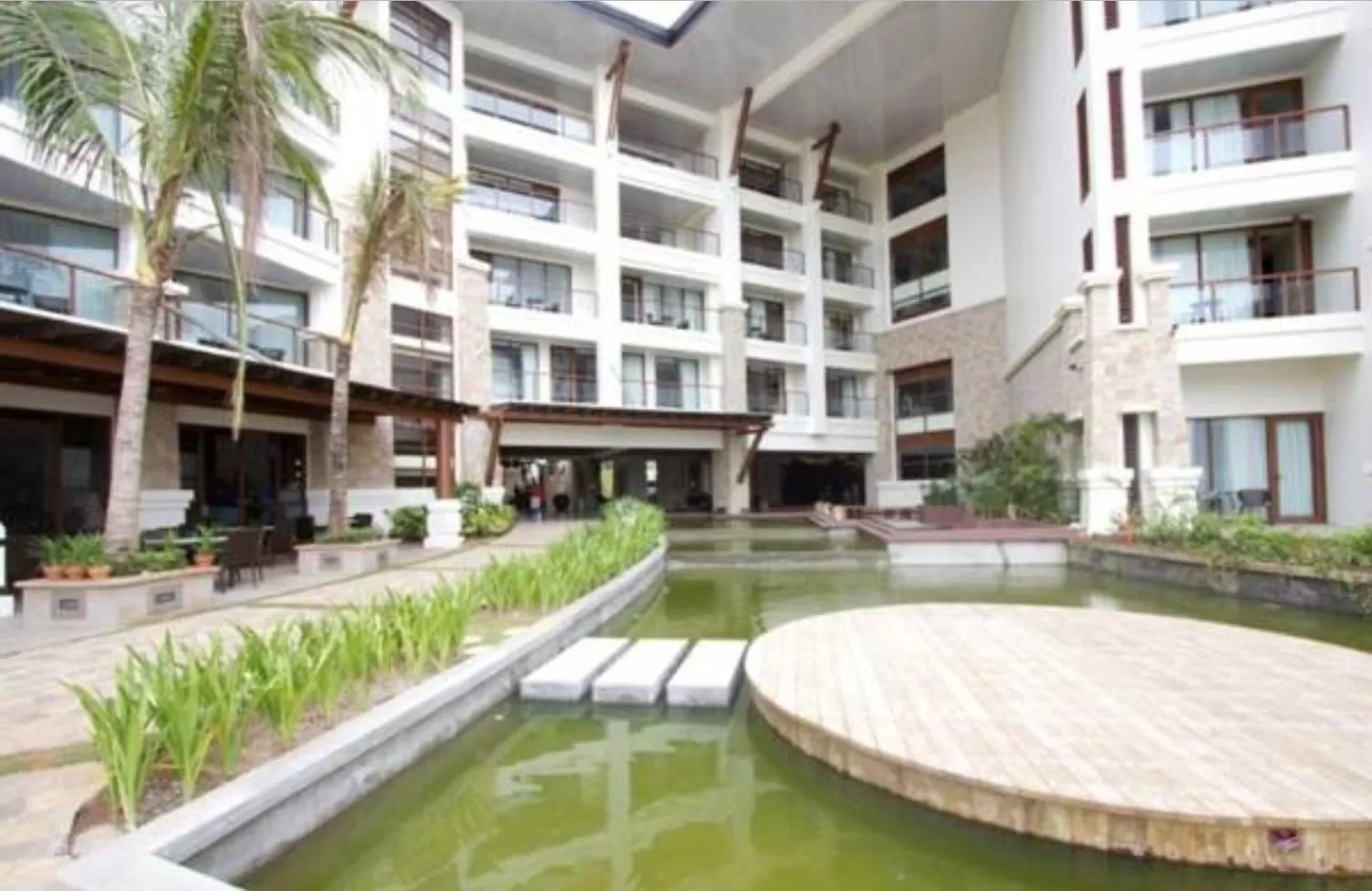 Property building in The Bellevue Resort