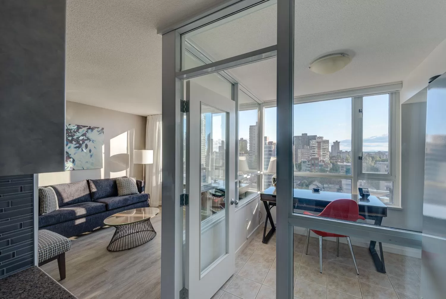 Living room in Carmana Hotel & Suites