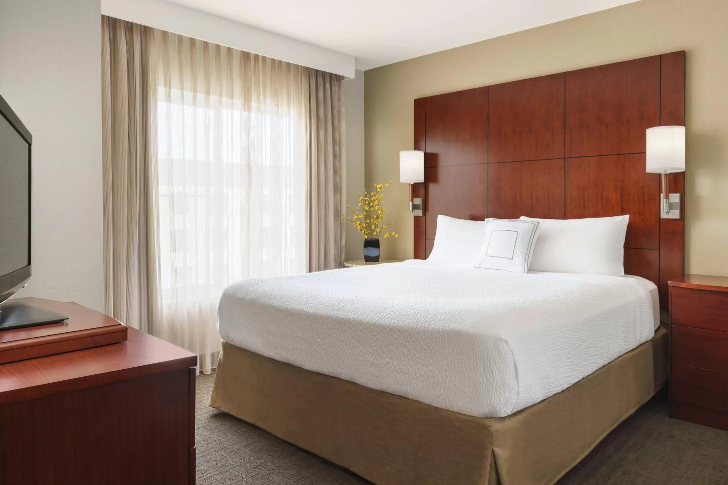 Bedroom, Bed in Residence Inn by Marriott Charleston North/Ashley Phosphate
