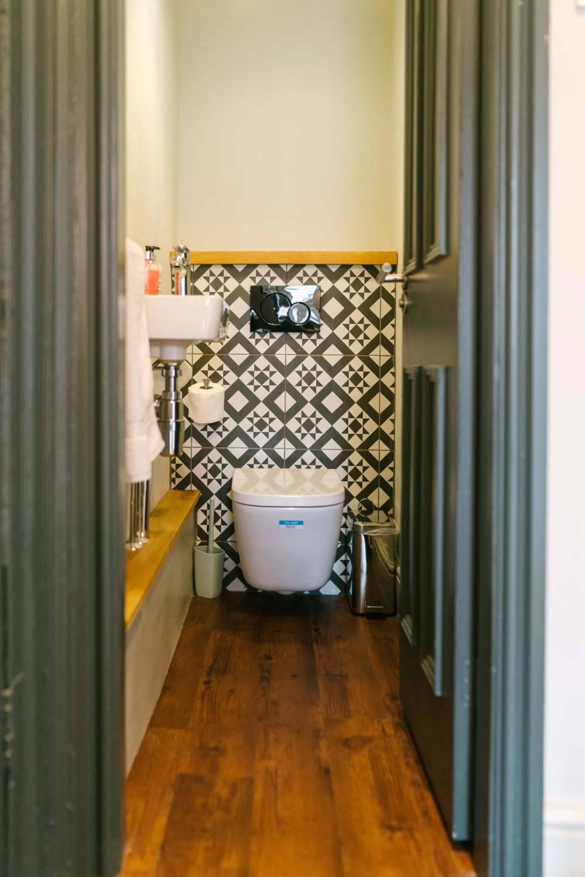 Toilet in The Fort York